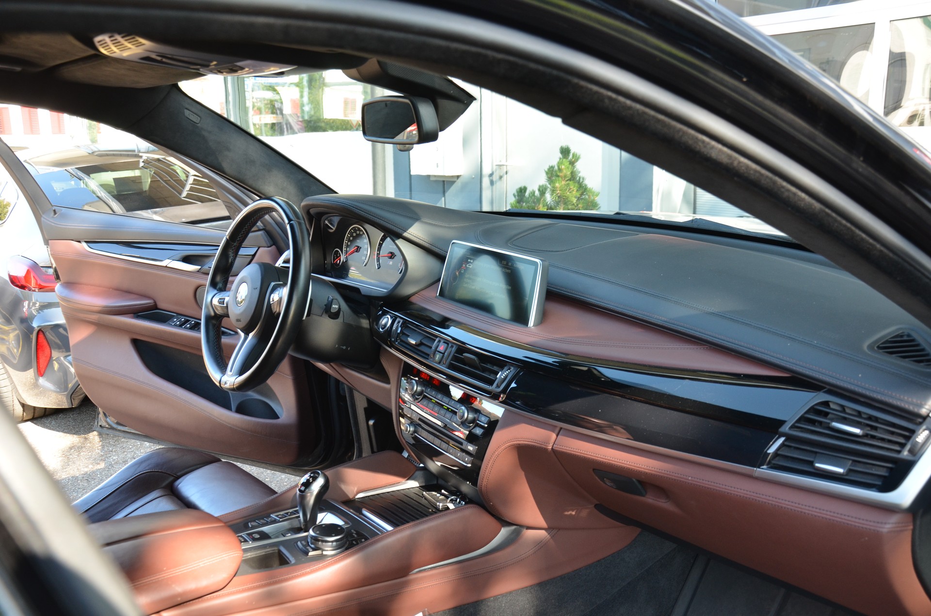 BMW X6M Steptronic-image-12