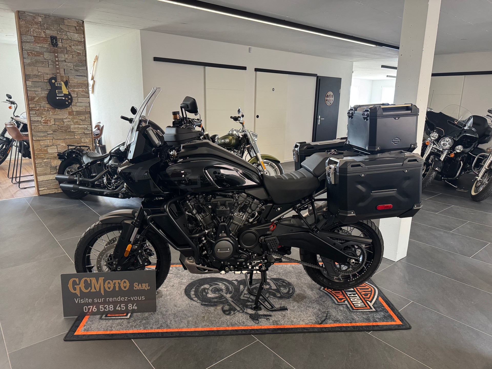 HARLEY-DAVIDSON RA Pan America 1250 Special-showroom-element-3