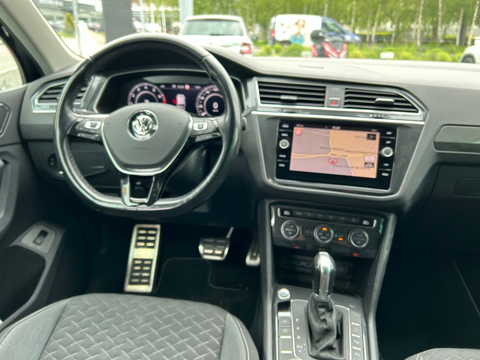 VW Tiguan 2.0TSI Comfortline 4Motion DSG-image-5