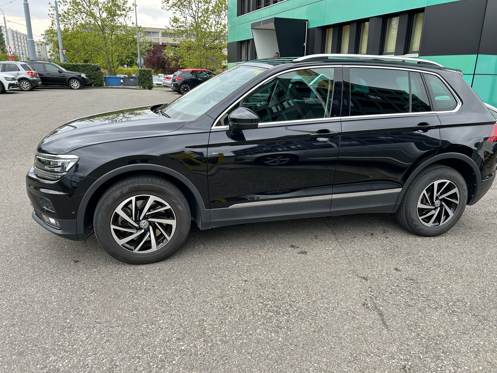 VW Tiguan 2.0TSI Comfortline 4Motion DSG-image-1
