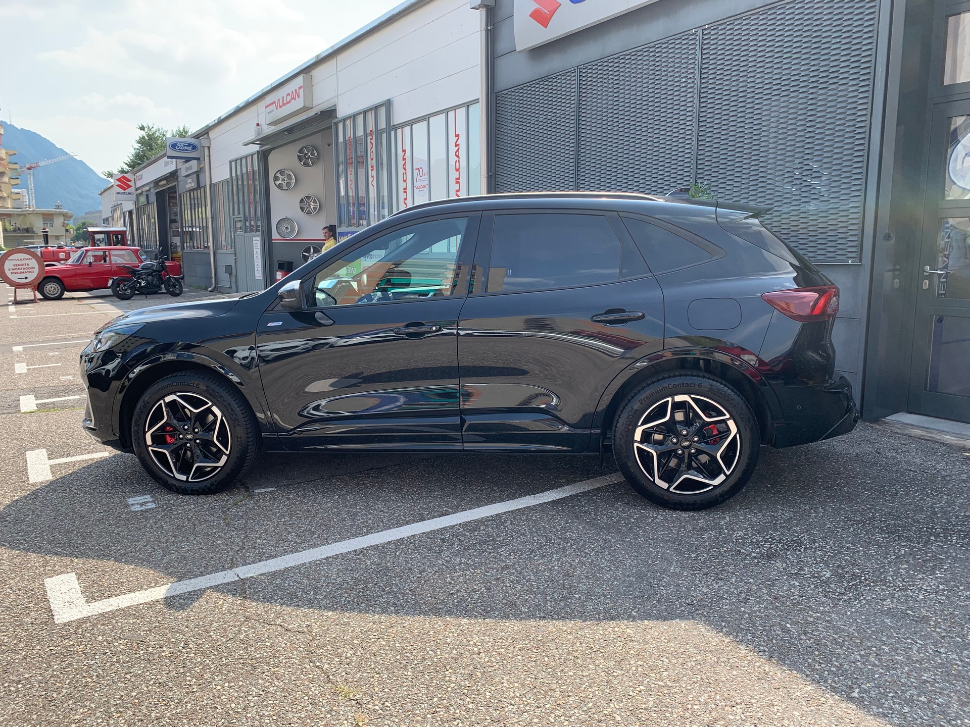 FORD Kuga 2.5 FHEV ST-Line X 4WD-image-3