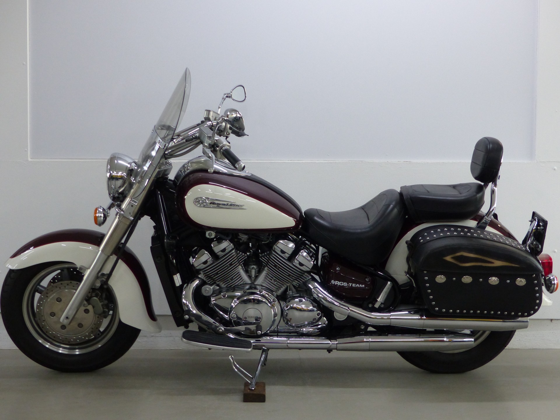 YAMAHA XVZ 1300 A Royal Star-image-7