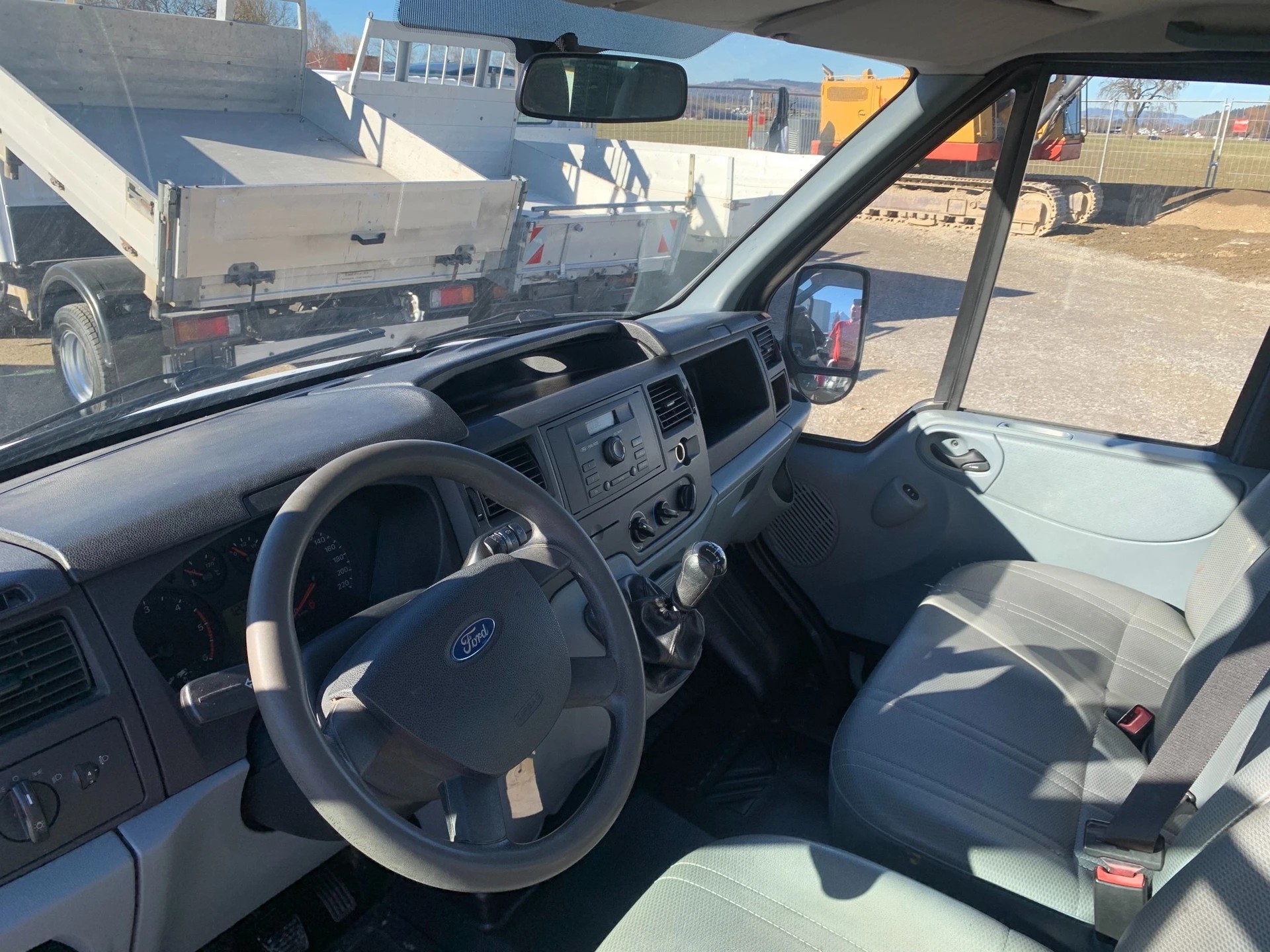 FORD transit 2,2 TDCI 300 M-image-3