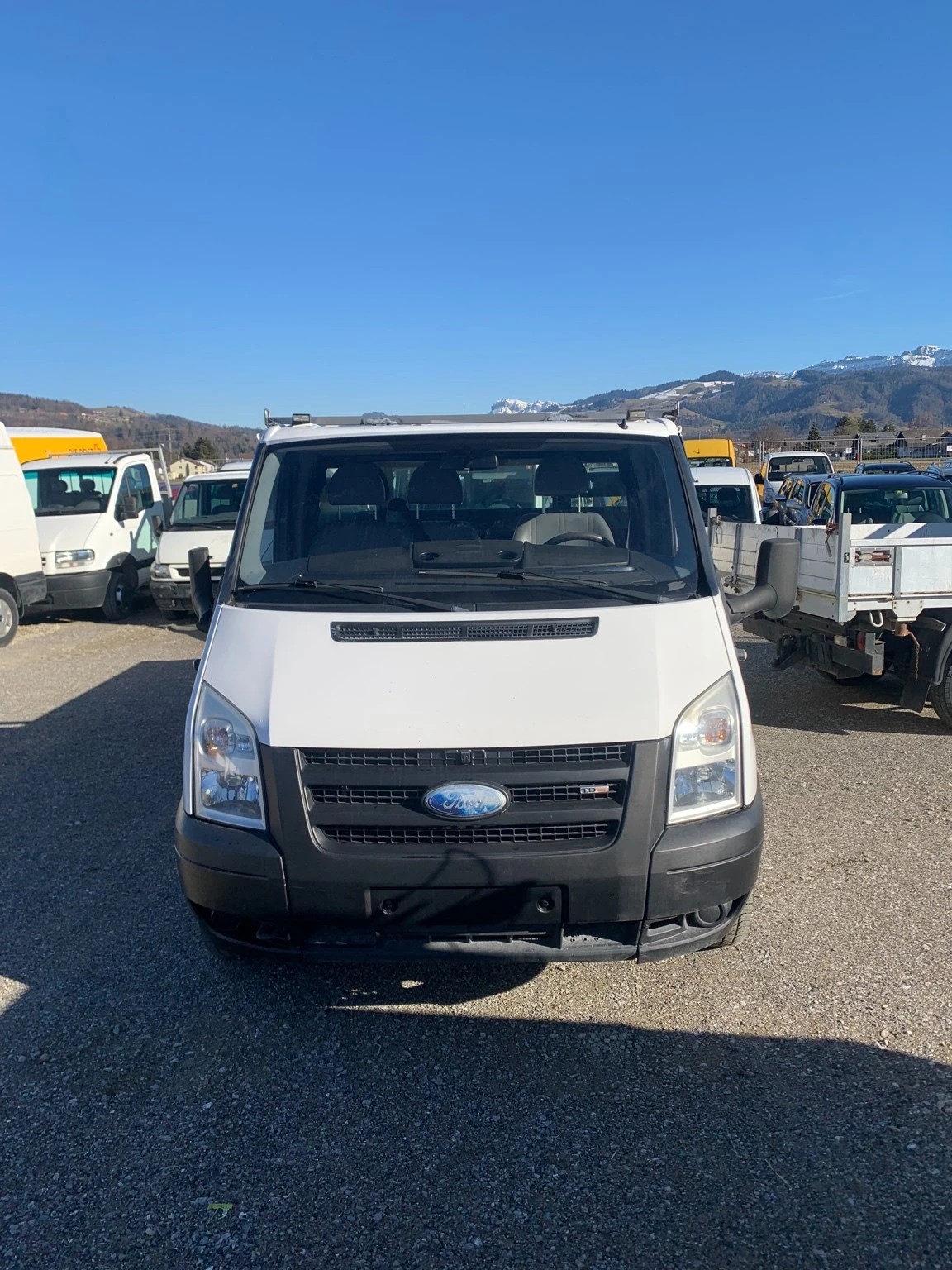 FORD transit 2,2 TDCI 300 M-image-1