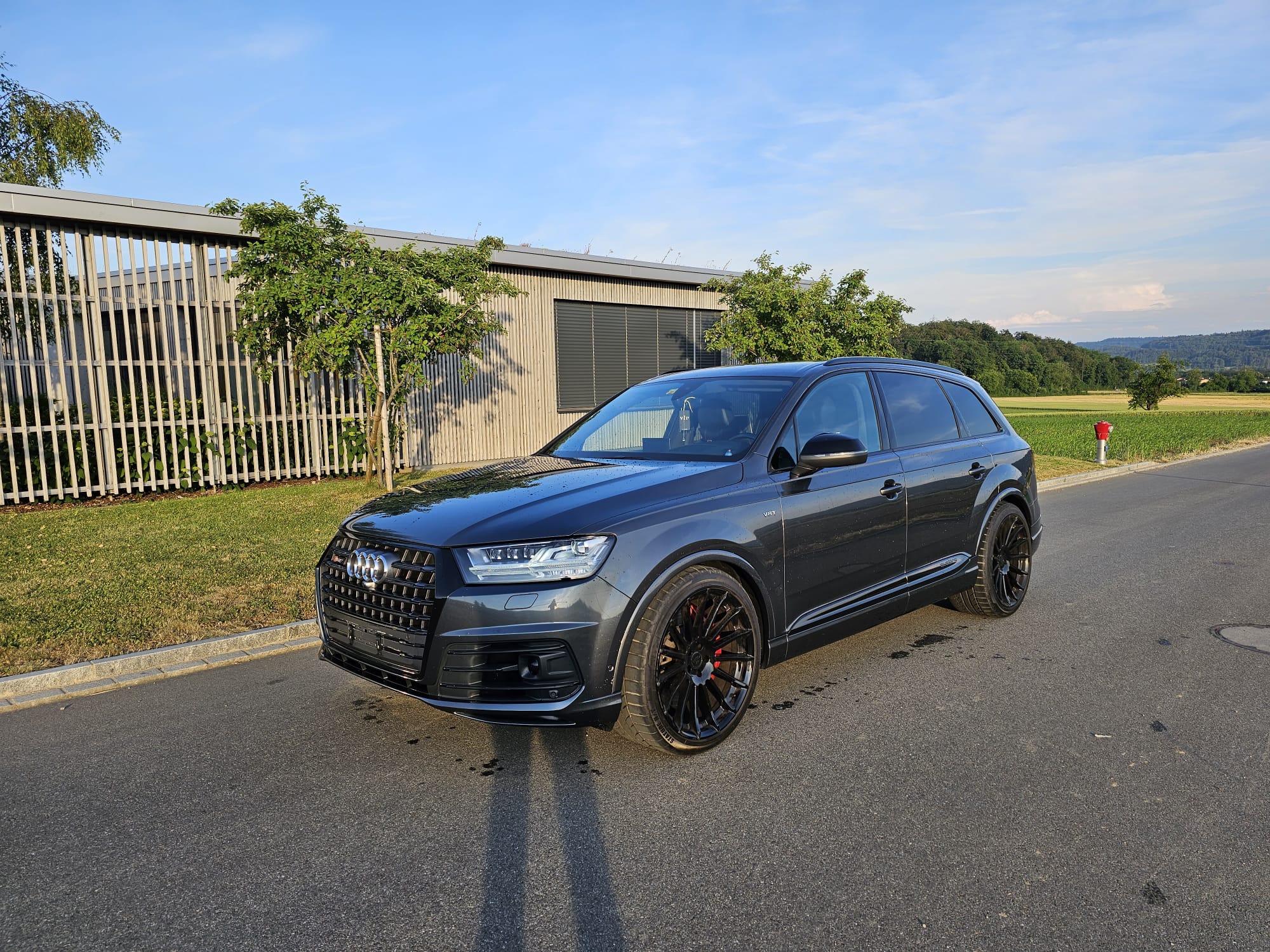 Car photo