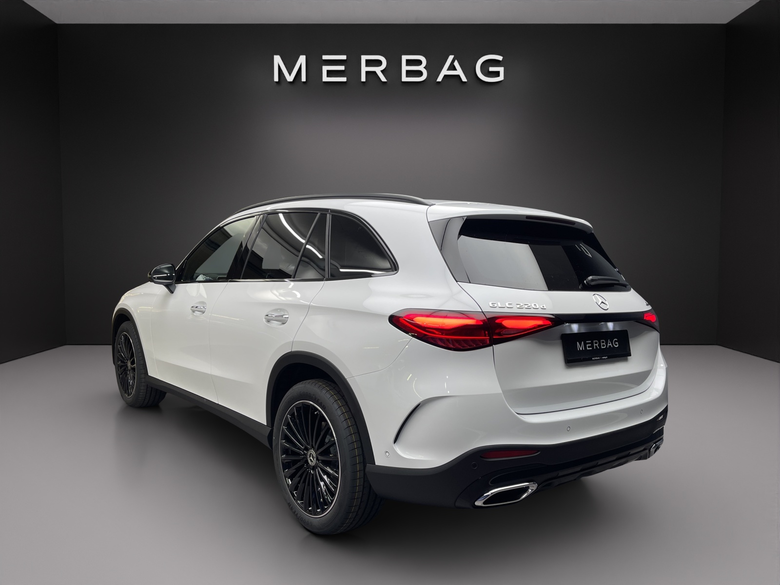 MERCEDES-BENZ GLC 220 d 4M 9G-Tronic-image-3