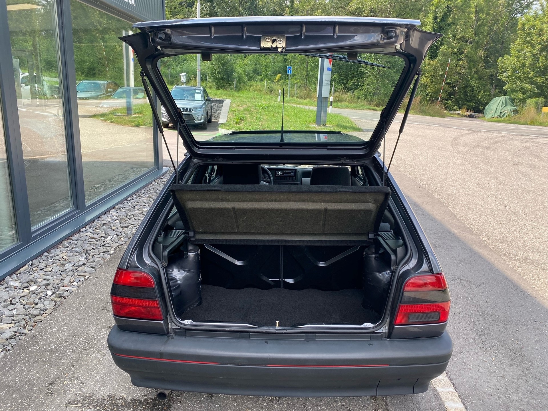 VW Polo Coupé 1300 G40-image-7