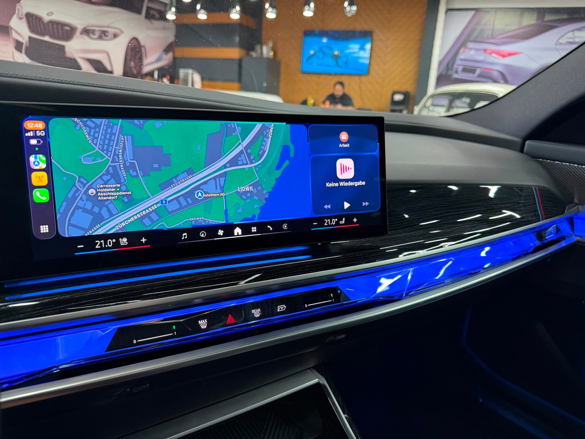 BMW 750e xDrive M Sport Steptronic-image-20
