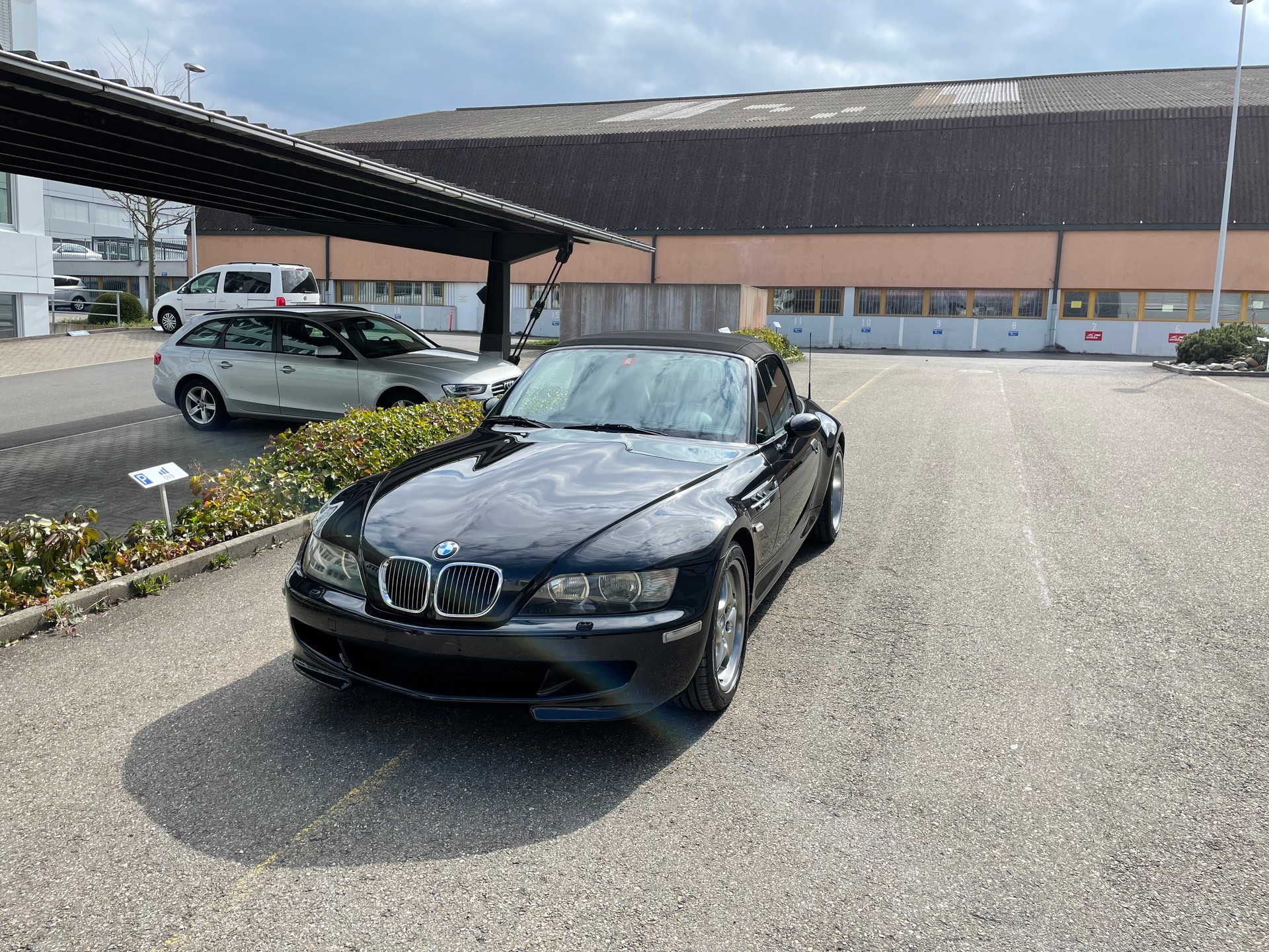 BMW M Roadster-image-0