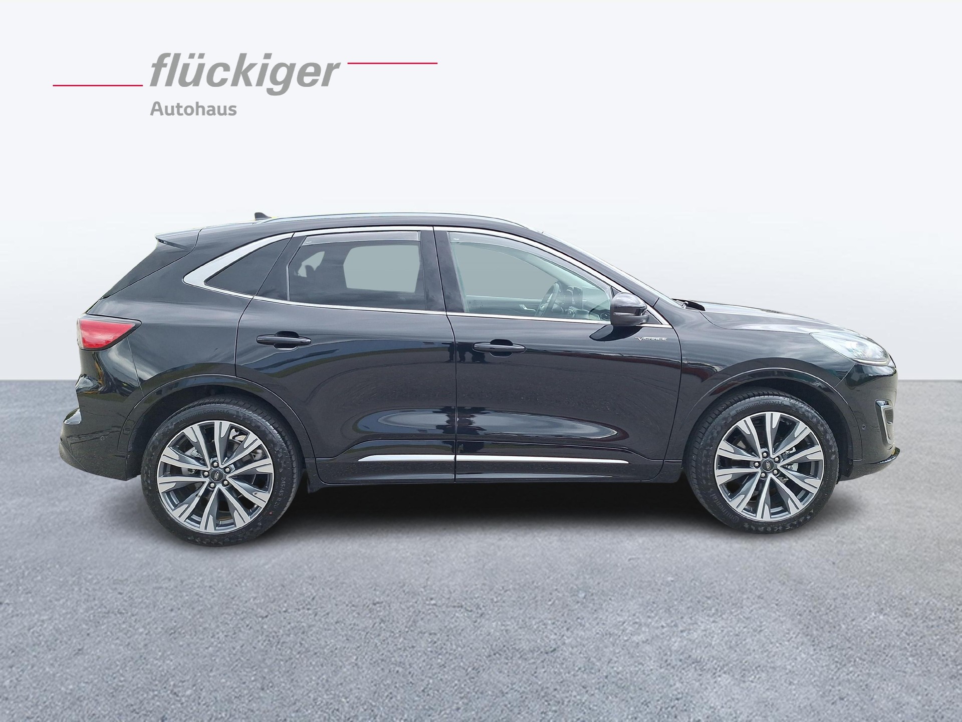 FORD Kuga 2.5 Plug-in Hybrid Vignale-image-3
