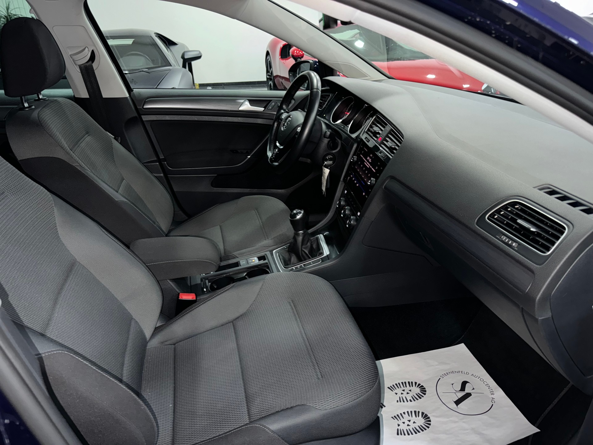 VW Golf Variant 1.6 TDI Comfortline-image-8
