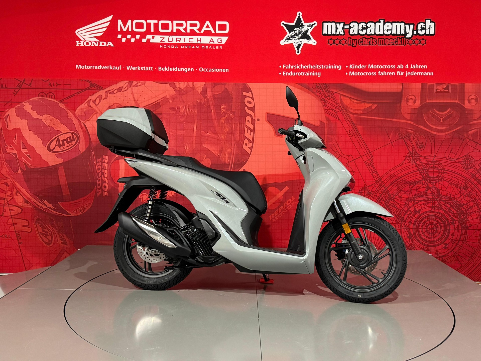 HONDA SH 125 *Neufahrzeug* *Falcon Grey*-showroom-element-1
