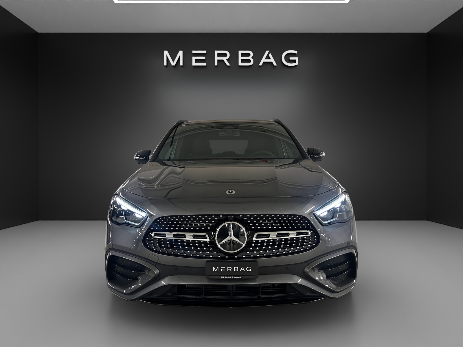 MERCEDES-BENZ GLA 250 e EQ Star 8G-DCT-image-1
