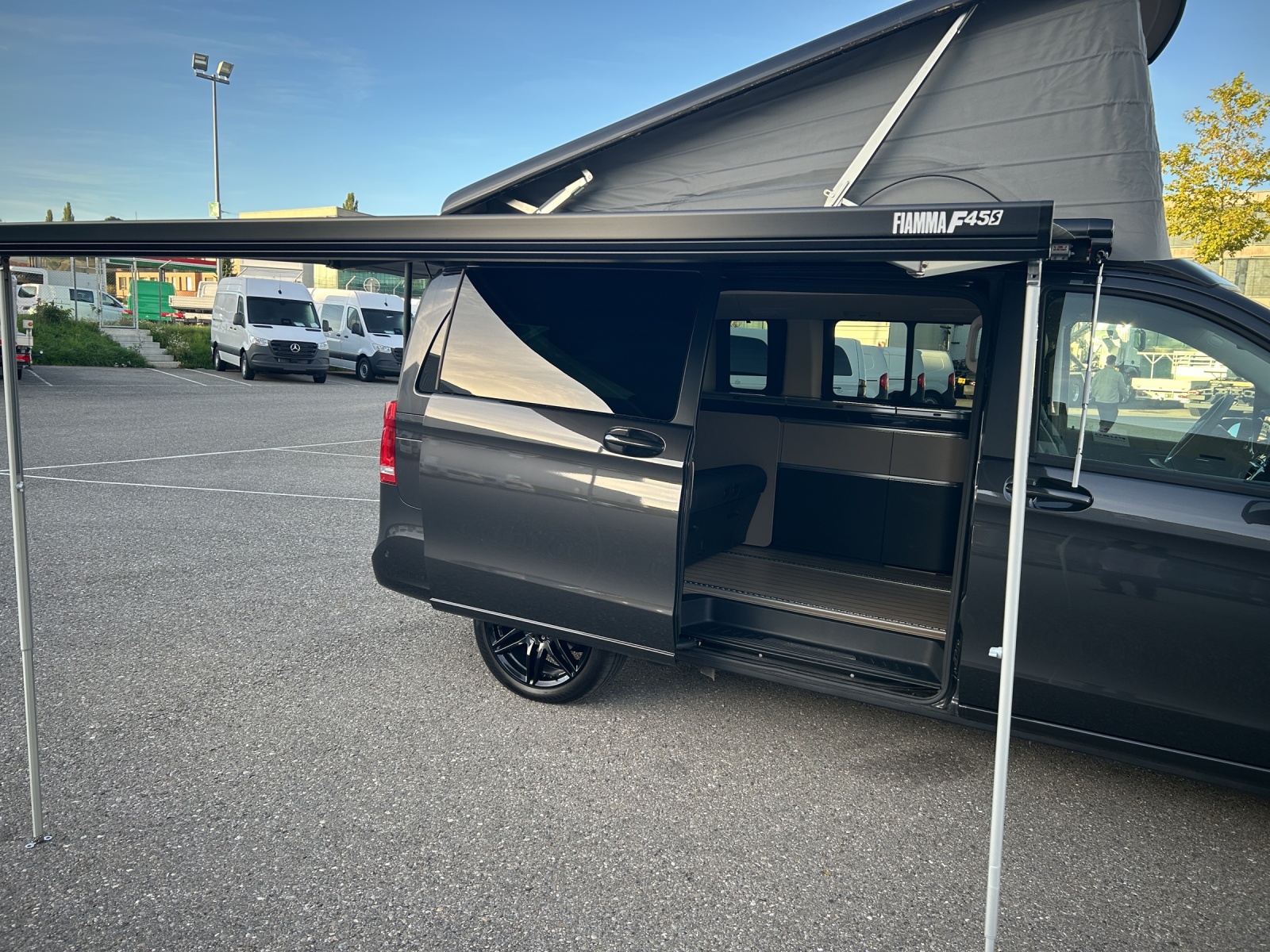MERCEDES-BENZ Marco Polo 250 d 4M Automat-image-13