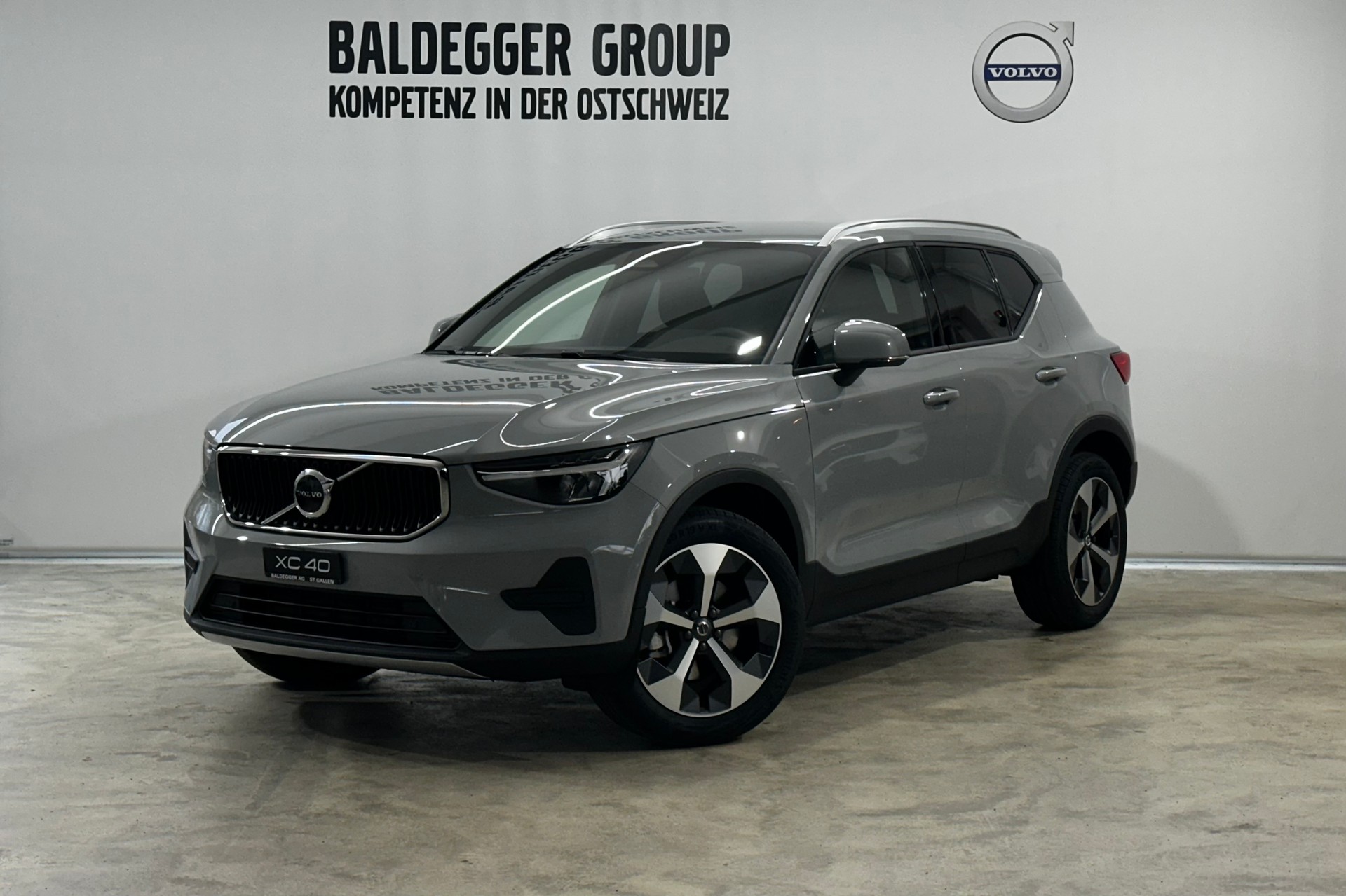 VOLVO XC40 2.0 B3 MH Core-image-0