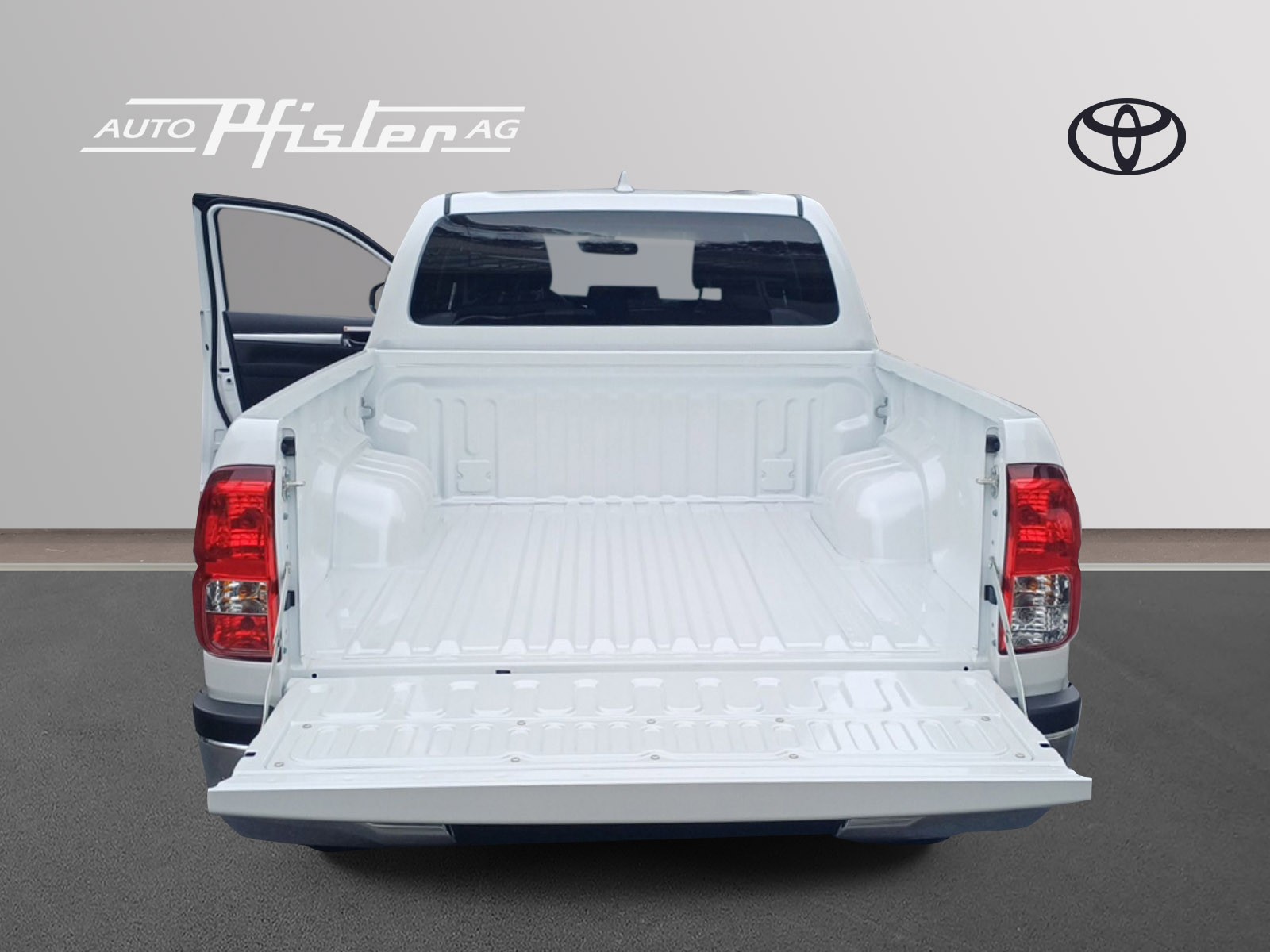 TOYOTA Hilux Double Cab.-Pick-up 2.4 D-4D 150 Style-image-7