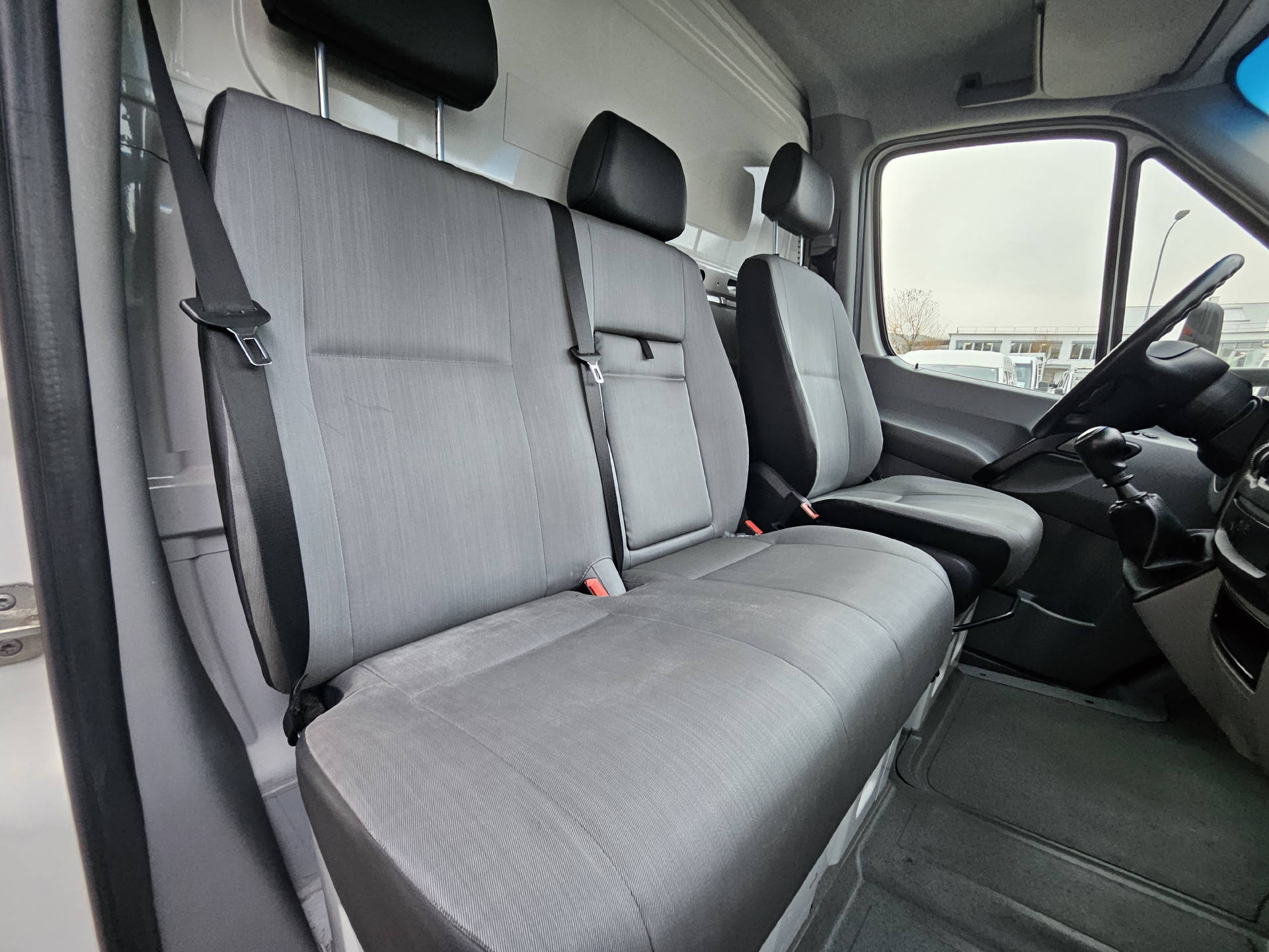 VW Crafter 35 Kab.-Ch. 3665 2.0 TDI 136 * Hebebühne * Nutzlast von 930 KG *-image-20