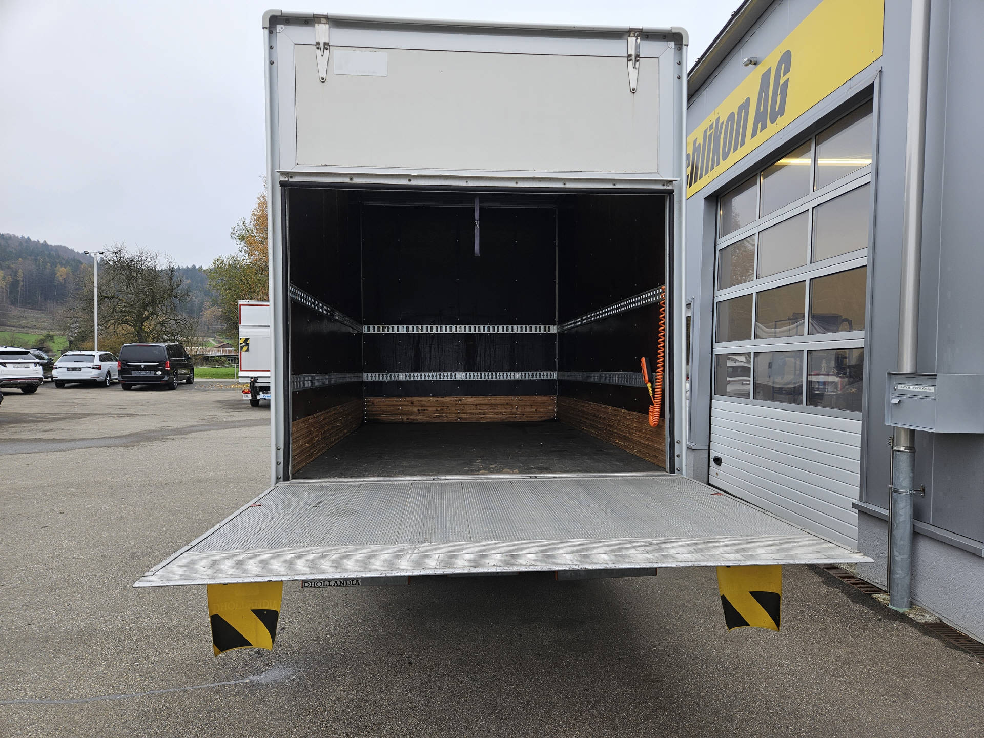VW Crafter 35 Kab.-Ch. 3665 2.0 TDI 136 * Hebebühne * Nutzlast von 930 KG *-image-8