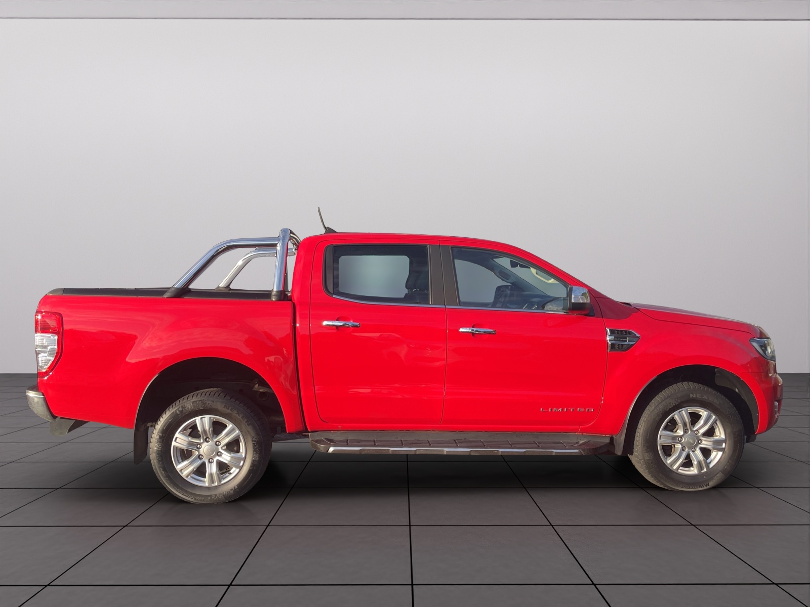 FORD Ranger DKab.Pick-up 2.0 EcoBlue 4x4 Limited-showroom-element-3