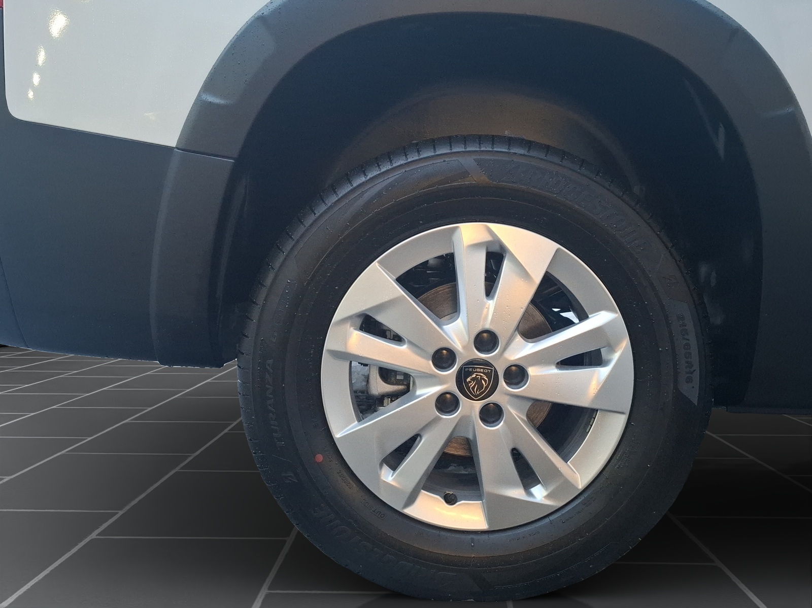 PEUGEOT Rifter NEW Long 1.5 BHDi Allure-image-10