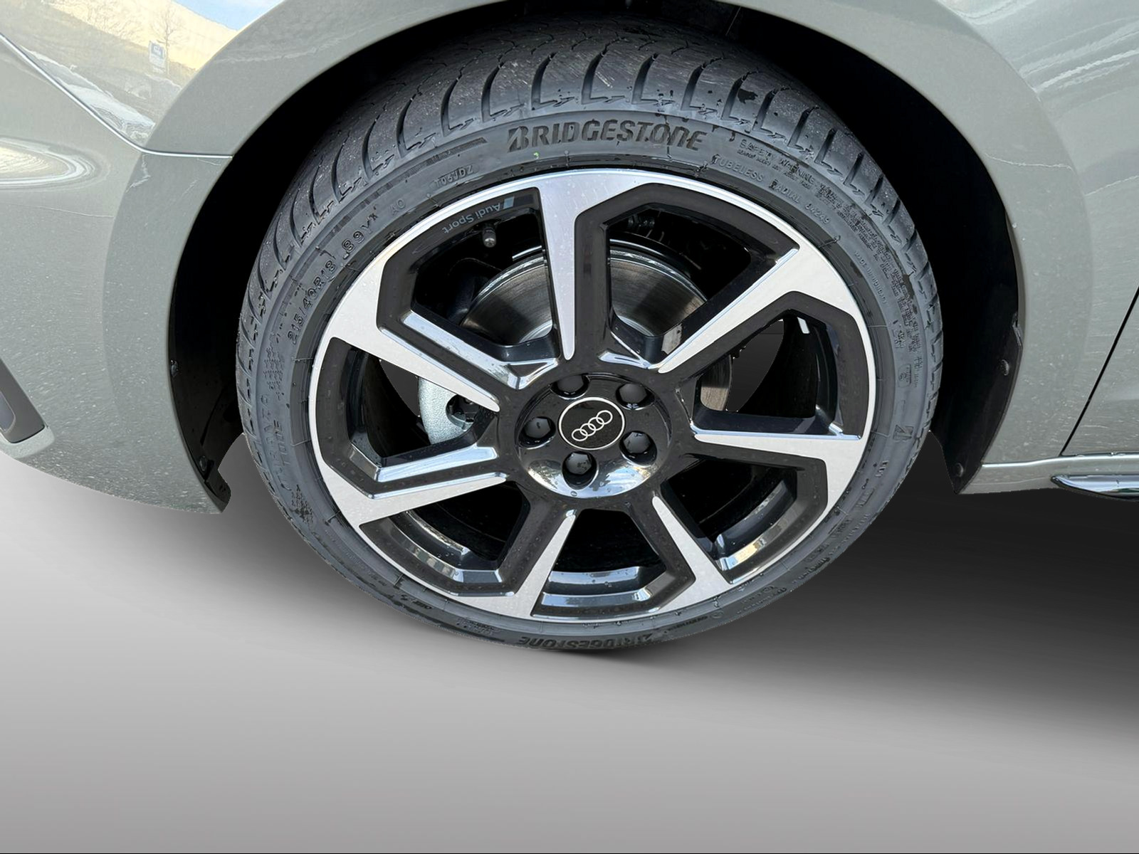 AUDI A1 Sportback 30 TFSI S Line Attraction S-tronic-image-2