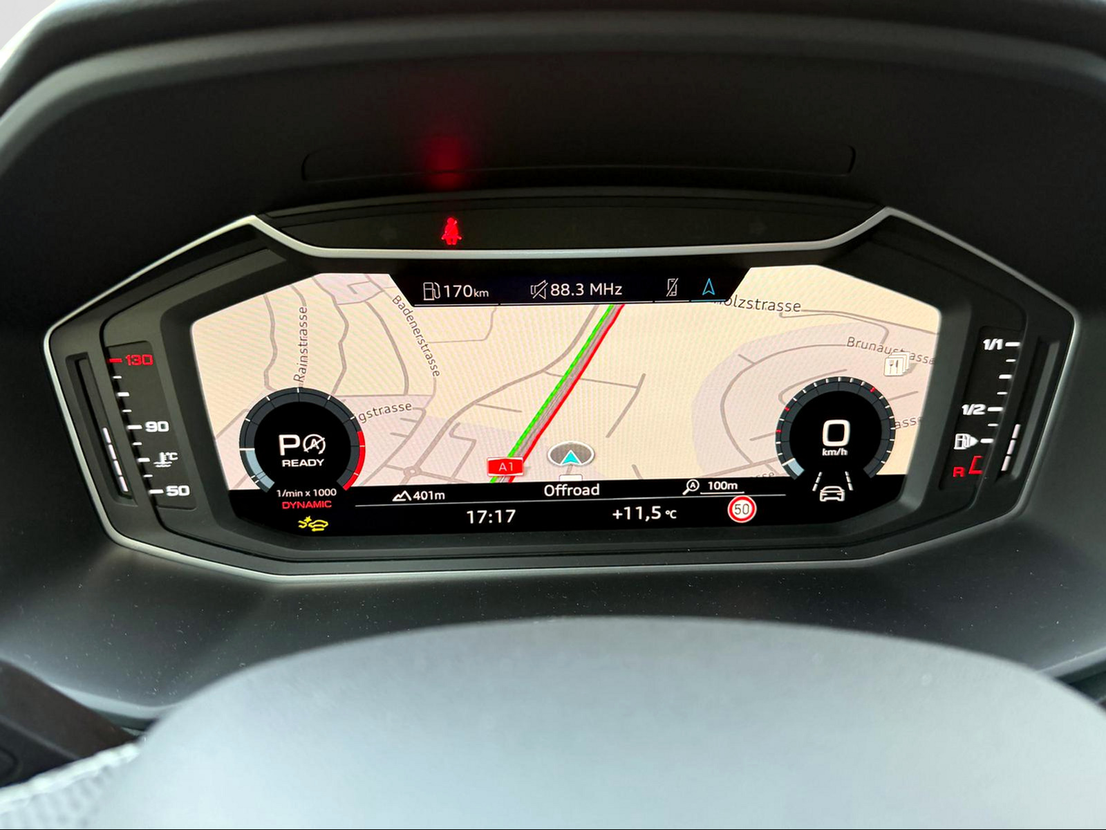 AUDI A1 Sportback 30 TFSI S Line Attraction S-tronic-image-6