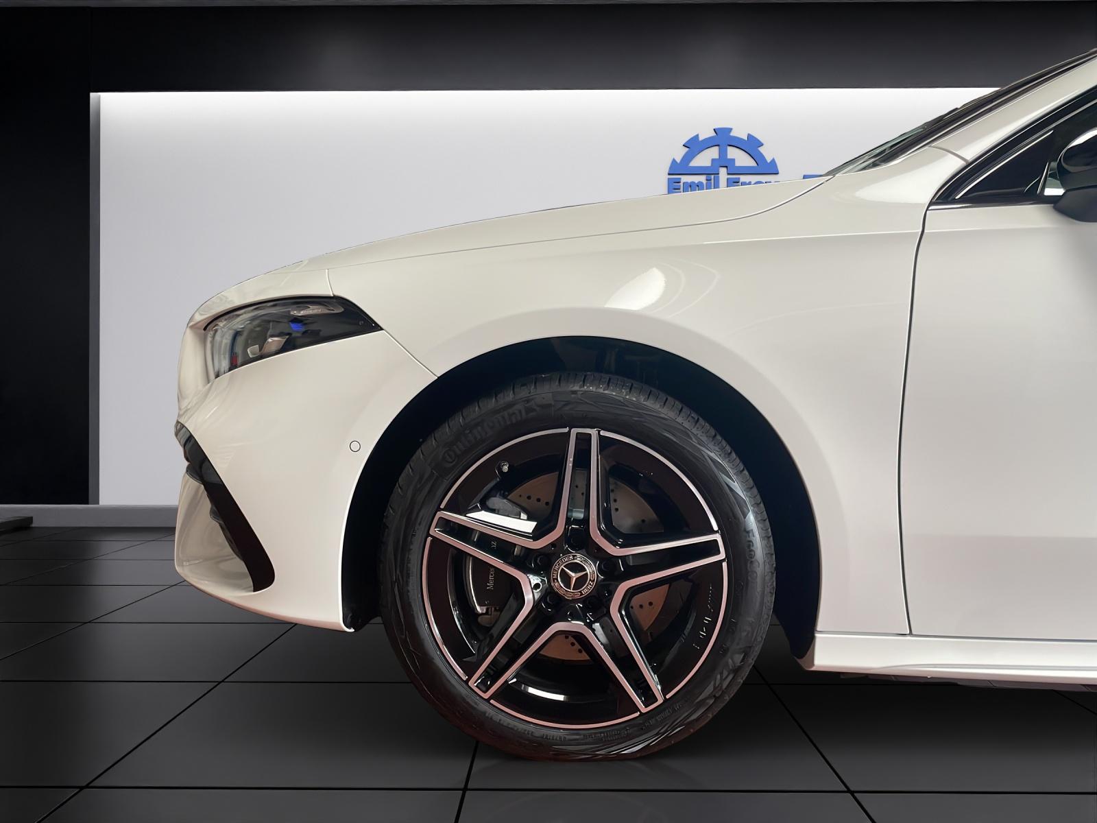 MERCEDES-BENZ A 250 e EQ Star AMG Line-image-9