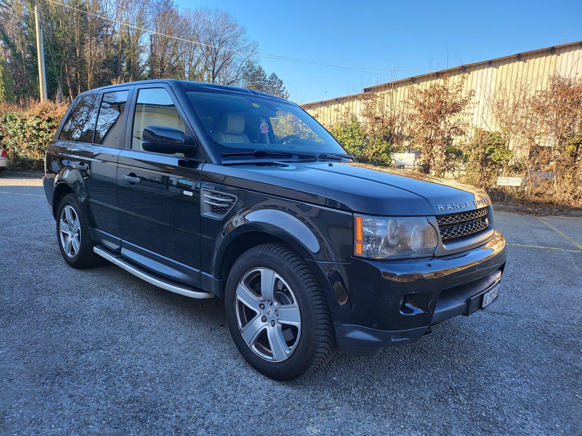LAND ROVER Range Rover Sport 3.0 TDV6 Autobiography Automatic-image-1