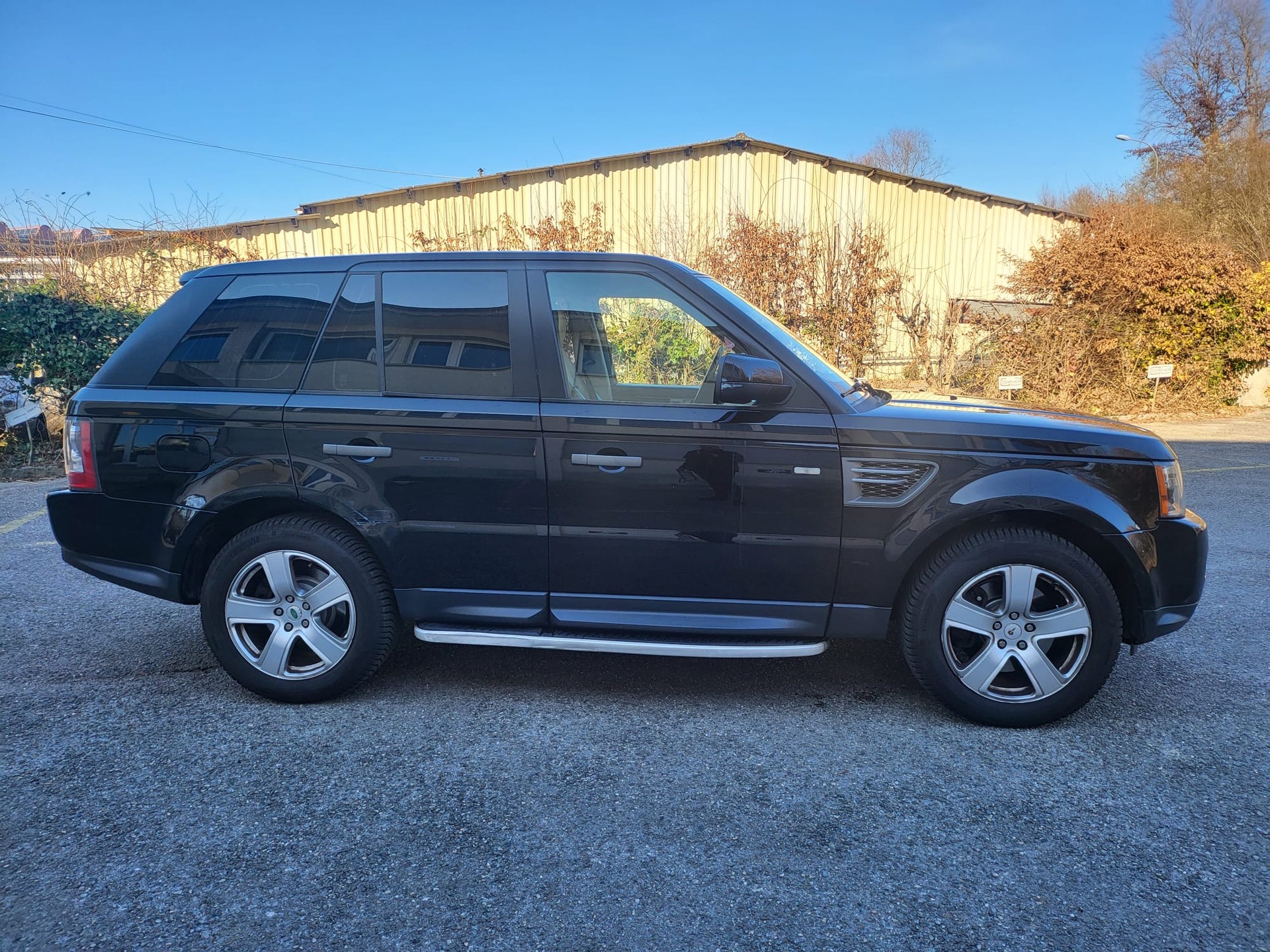 LAND ROVER Range Rover Sport 3.0 TDV6 Autobiography Automatic-image-4