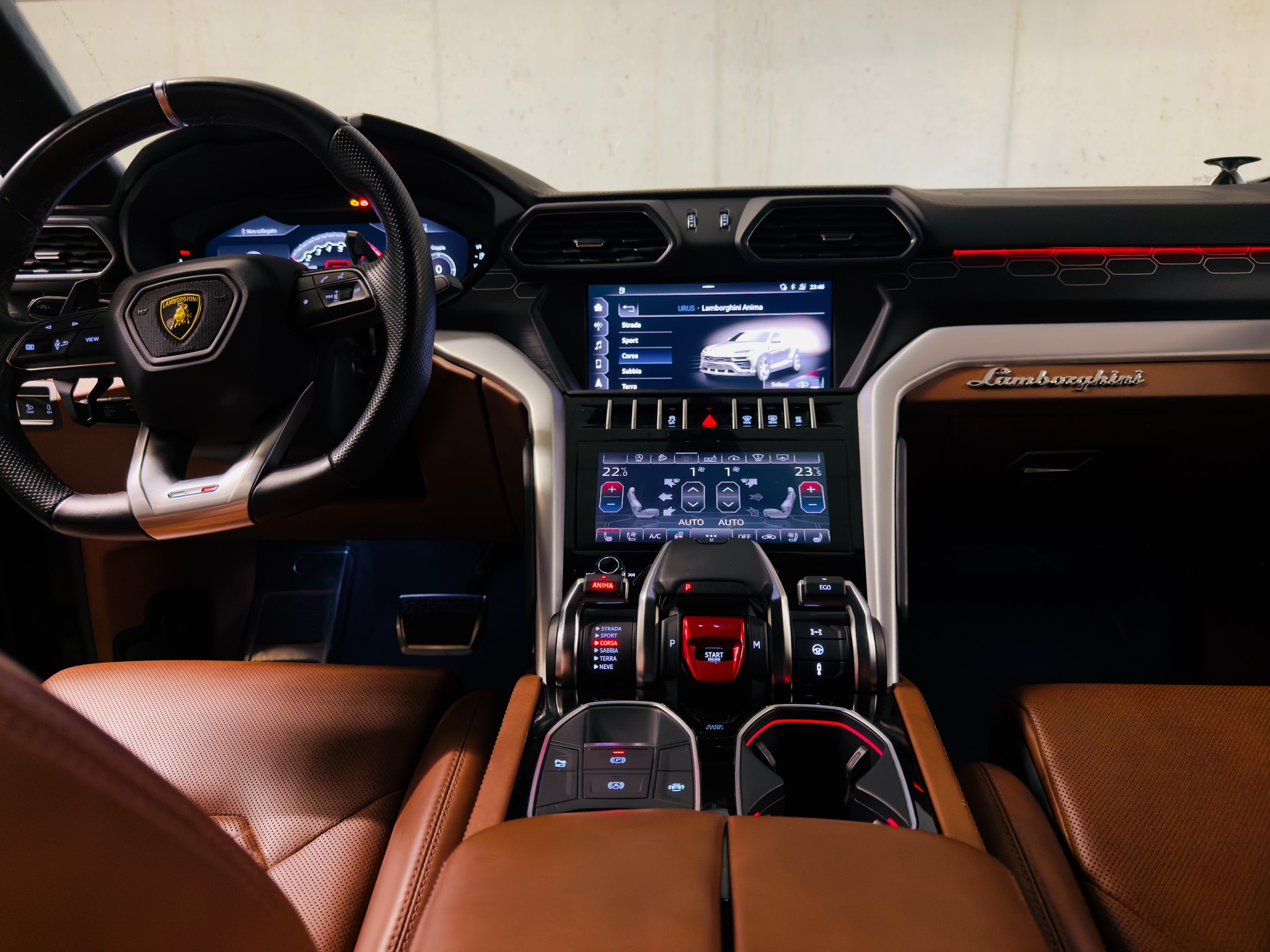 LAMBORGHINI Urus E-Gear-image-16