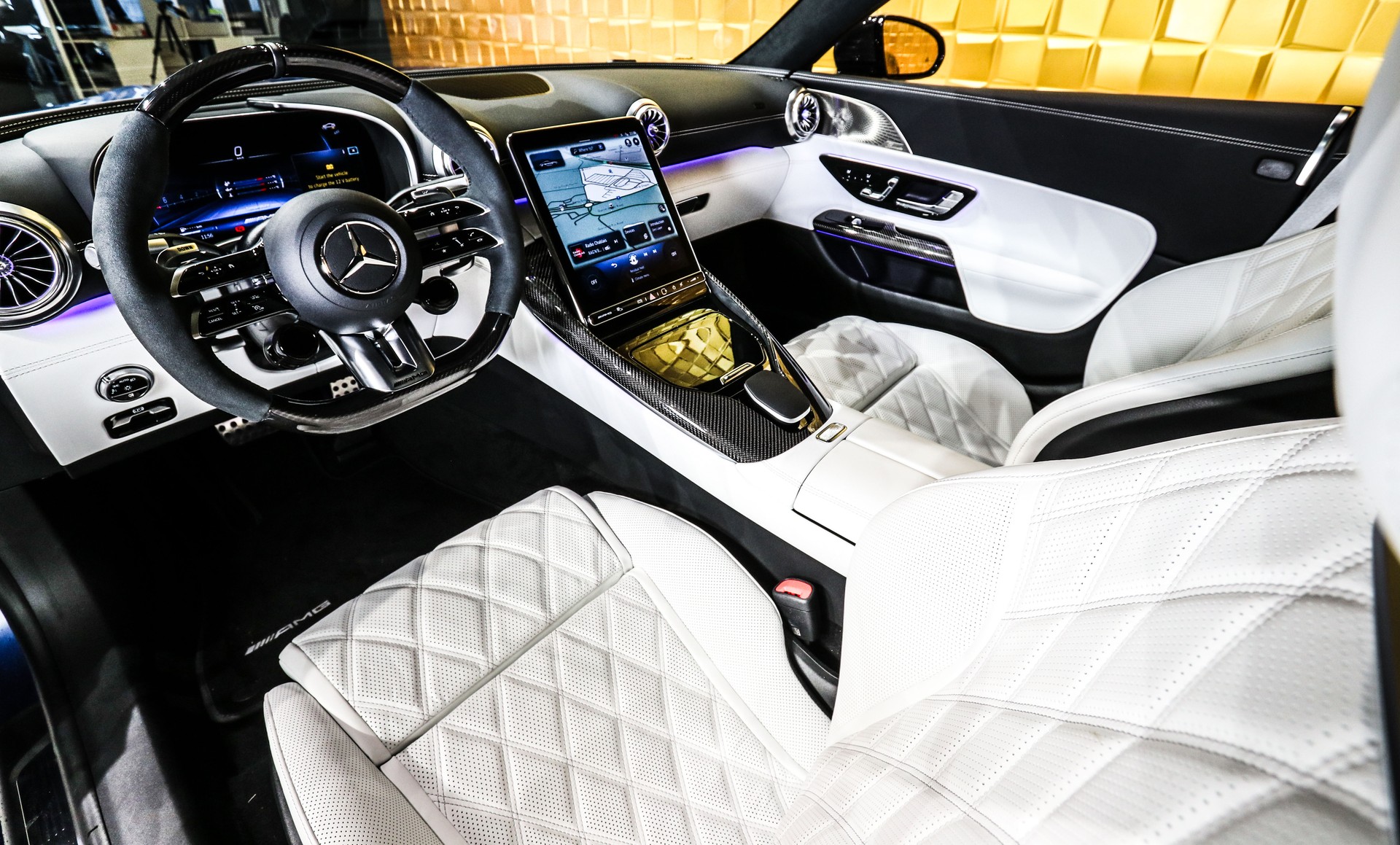 MERCEDES-BENZ AMG GT 63 4Matic+ Executive Edition-image-17