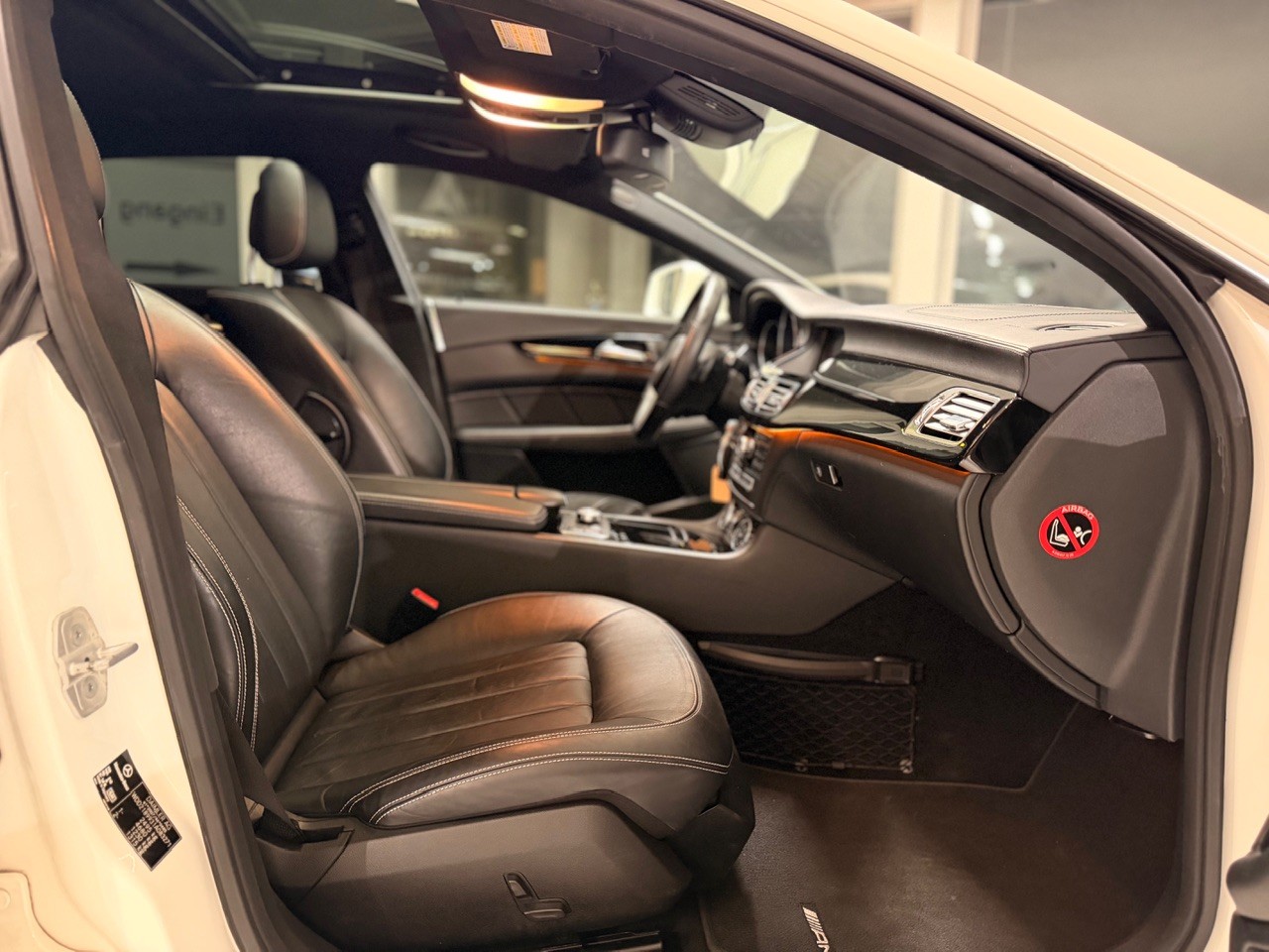 MERCEDES-BENZ CLS Shooting Brake 350 CDI 4Matic 7G-Tronic-image-17