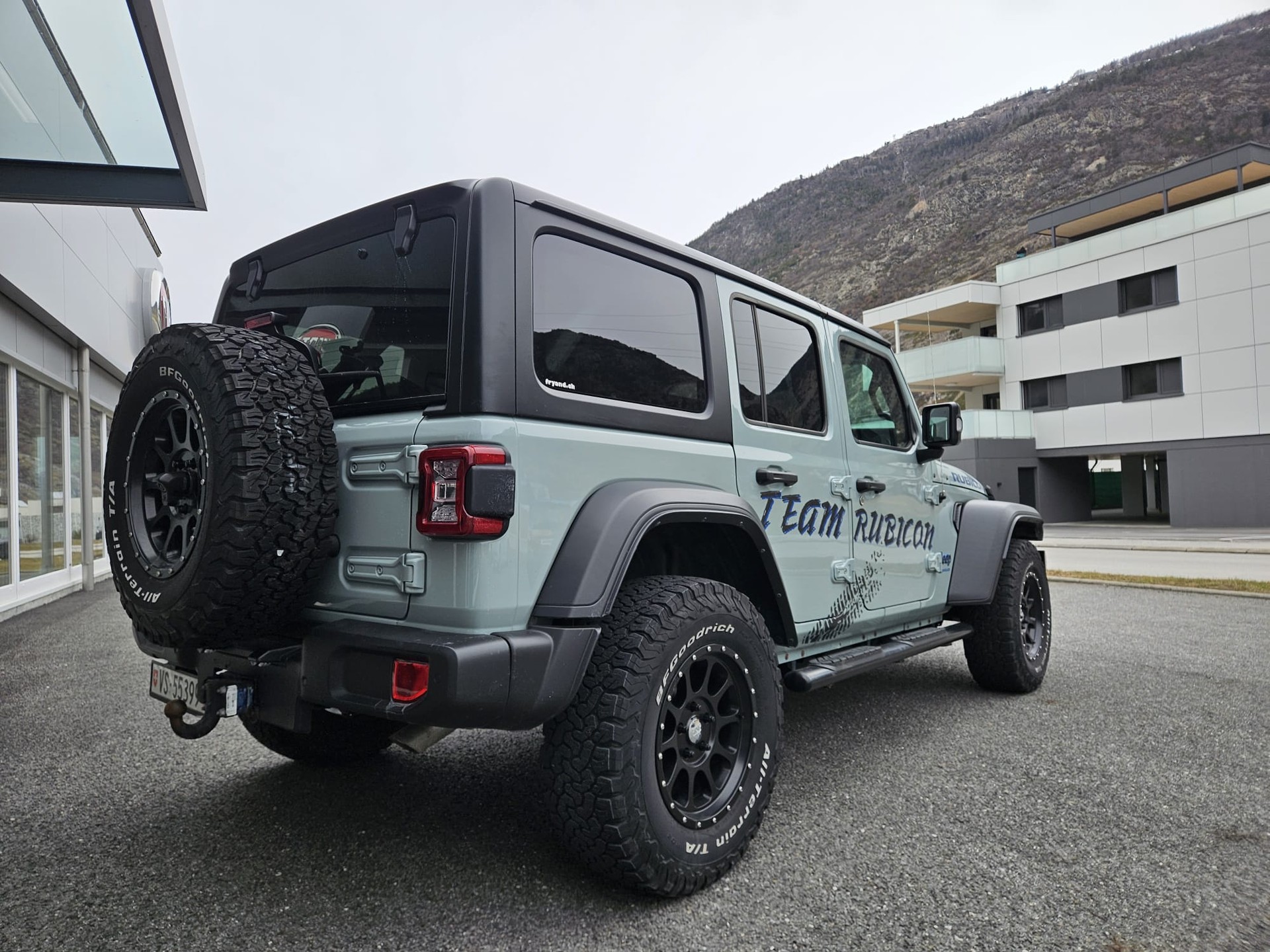 JEEP Wrangler 2.0 PHEV Unlimited Rubicon DT Automatic-image-5