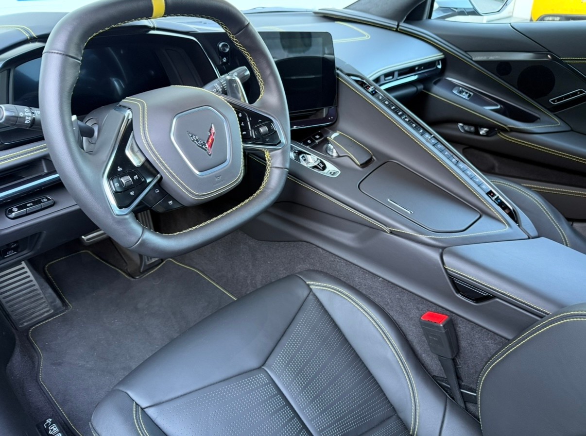 CHEVROLET Corvette Coupé Stingray 3LT-image-3