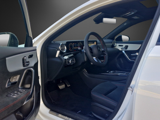 MERCEDES-BENZ A 250 4Matic 8G-DCT-image-6