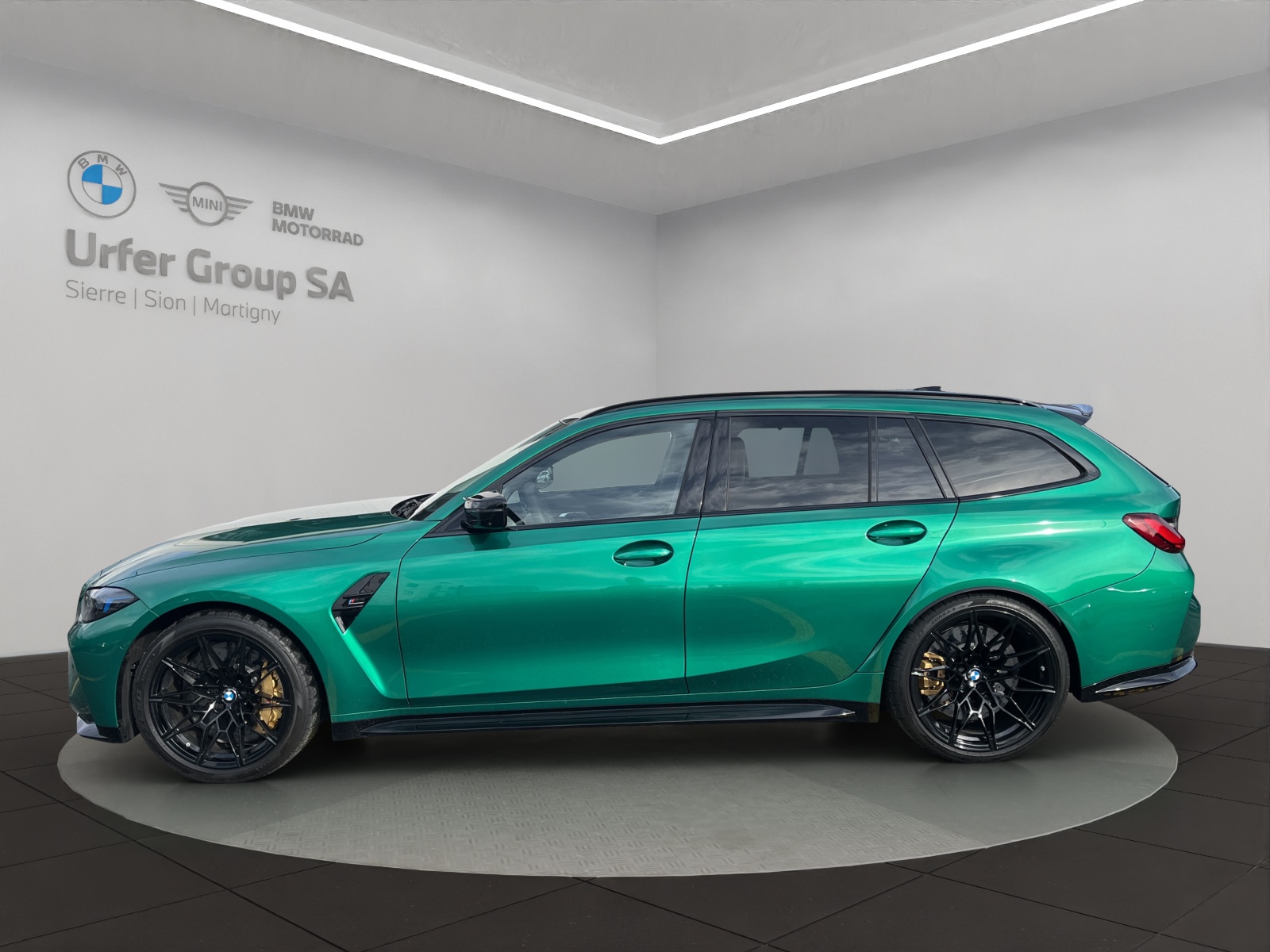 BMW M3 Touring xDrive Competition M-image-3
