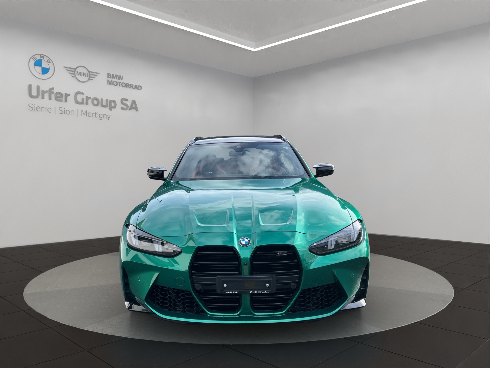 BMW M3 Touring xDrive Competition M-image-8