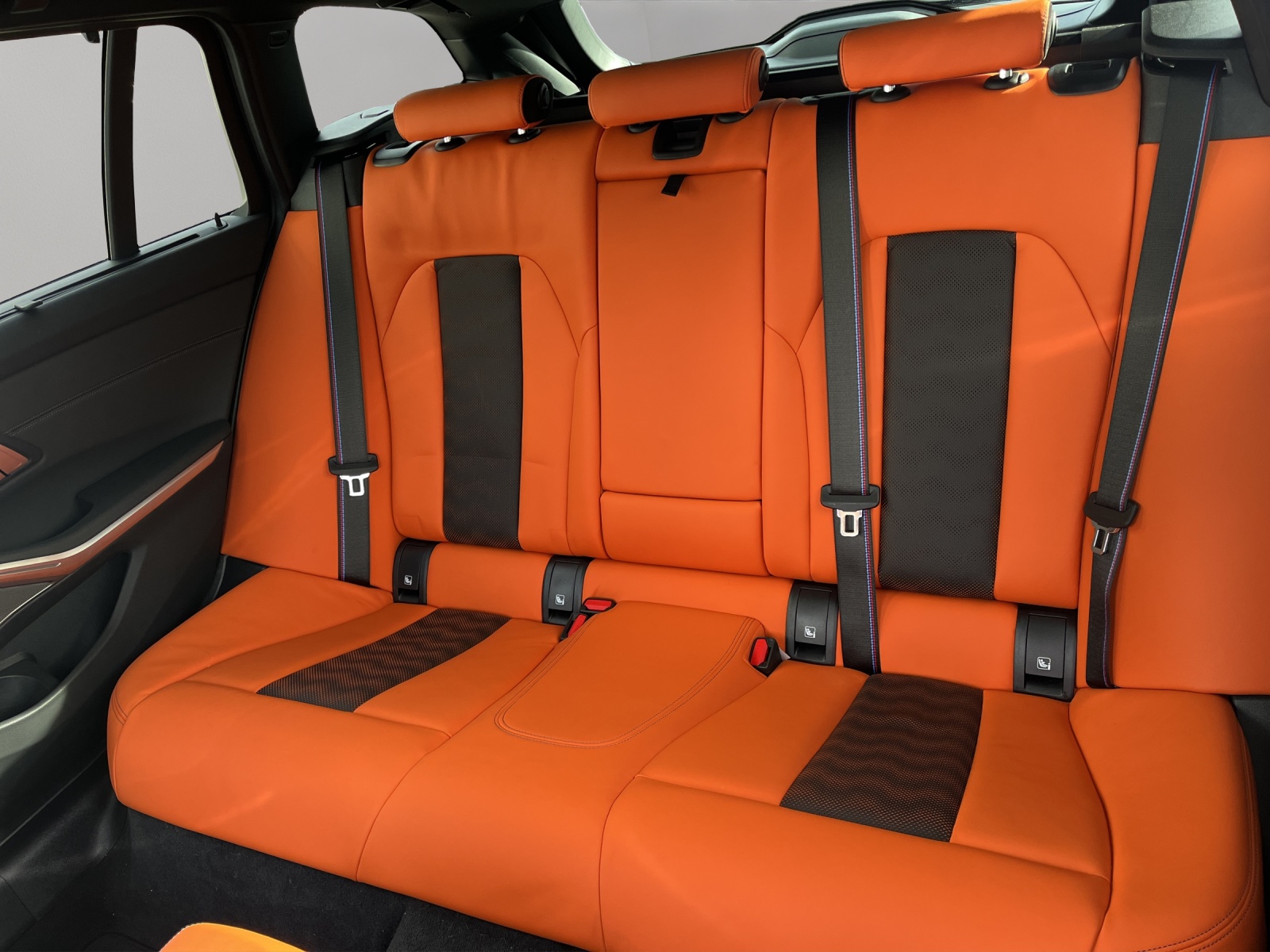 BMW M3 Touring xDrive Competition M-image-19