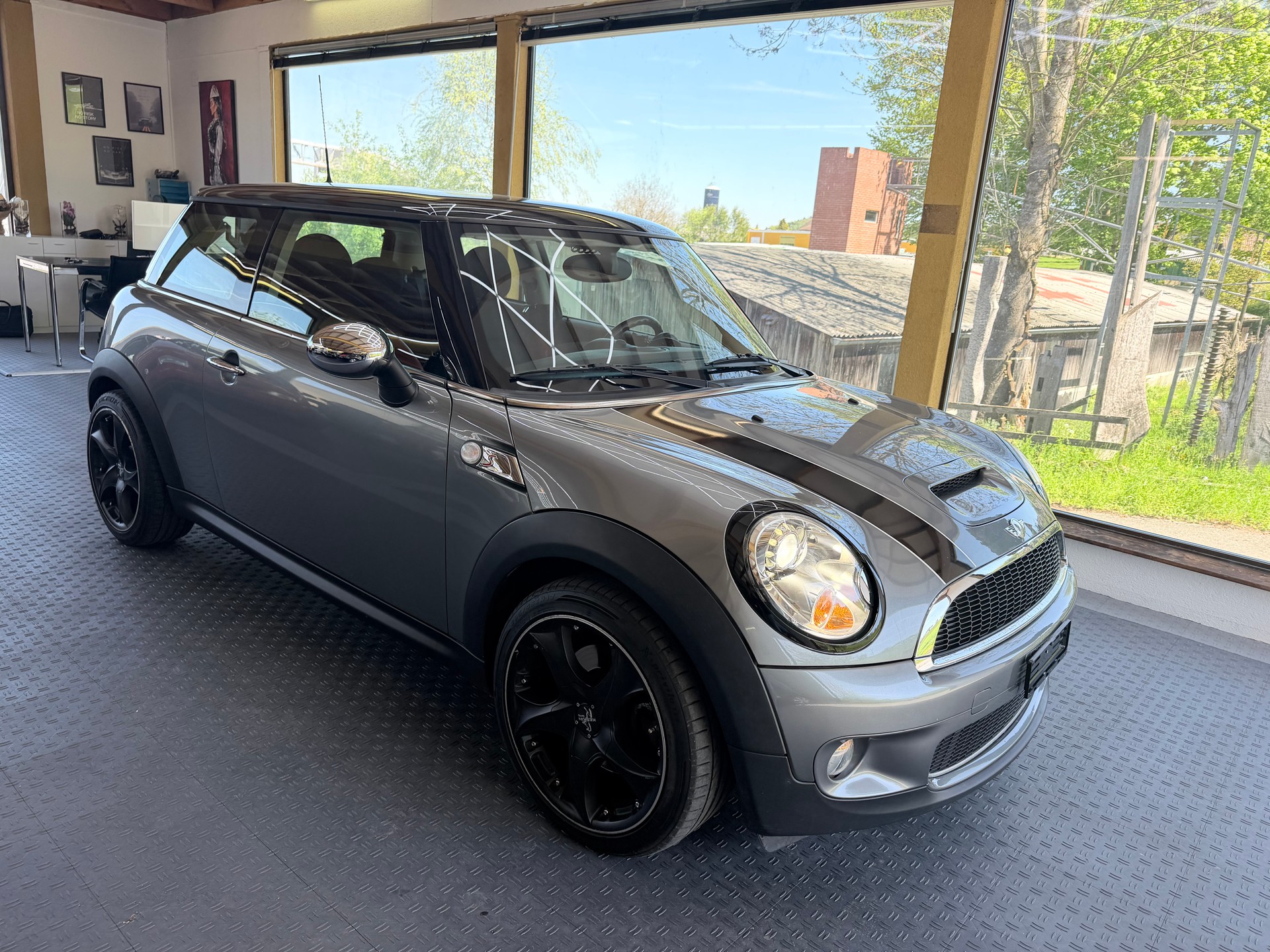 MINI Cooper S-image-2