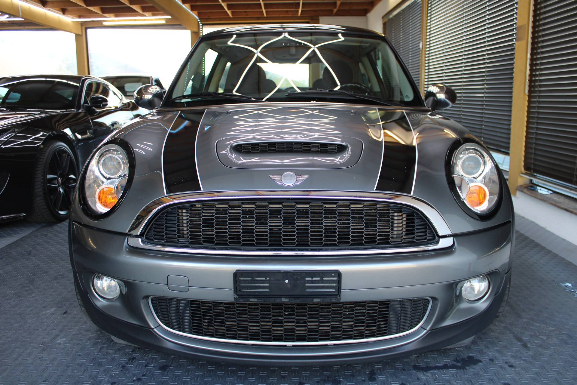 MINI Cooper S-image-1