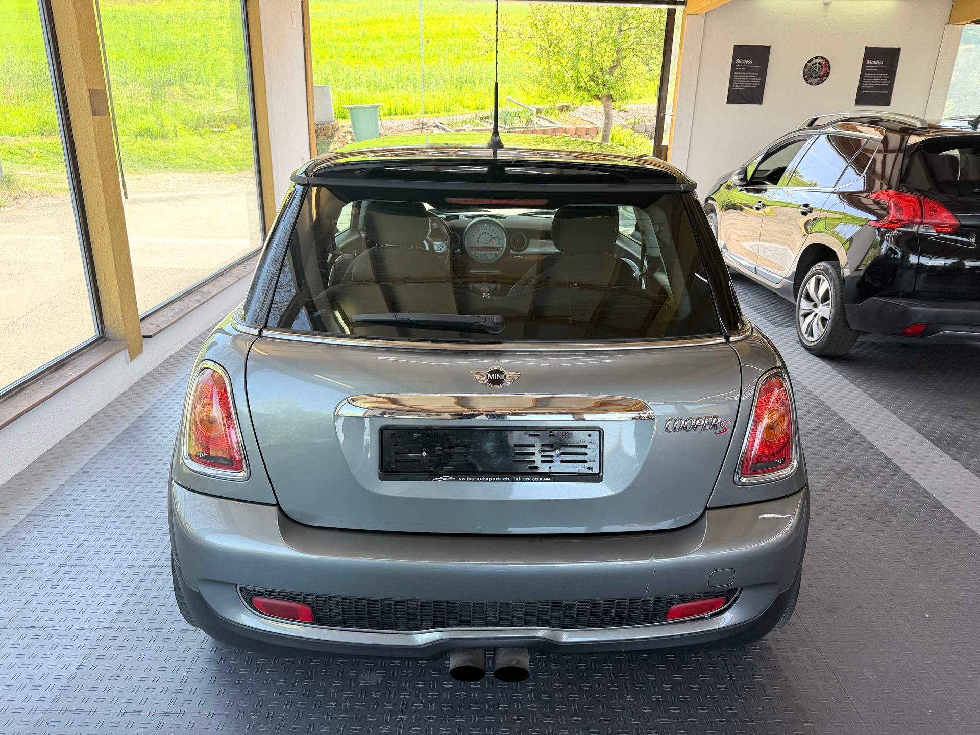 MINI Cooper S-image-5