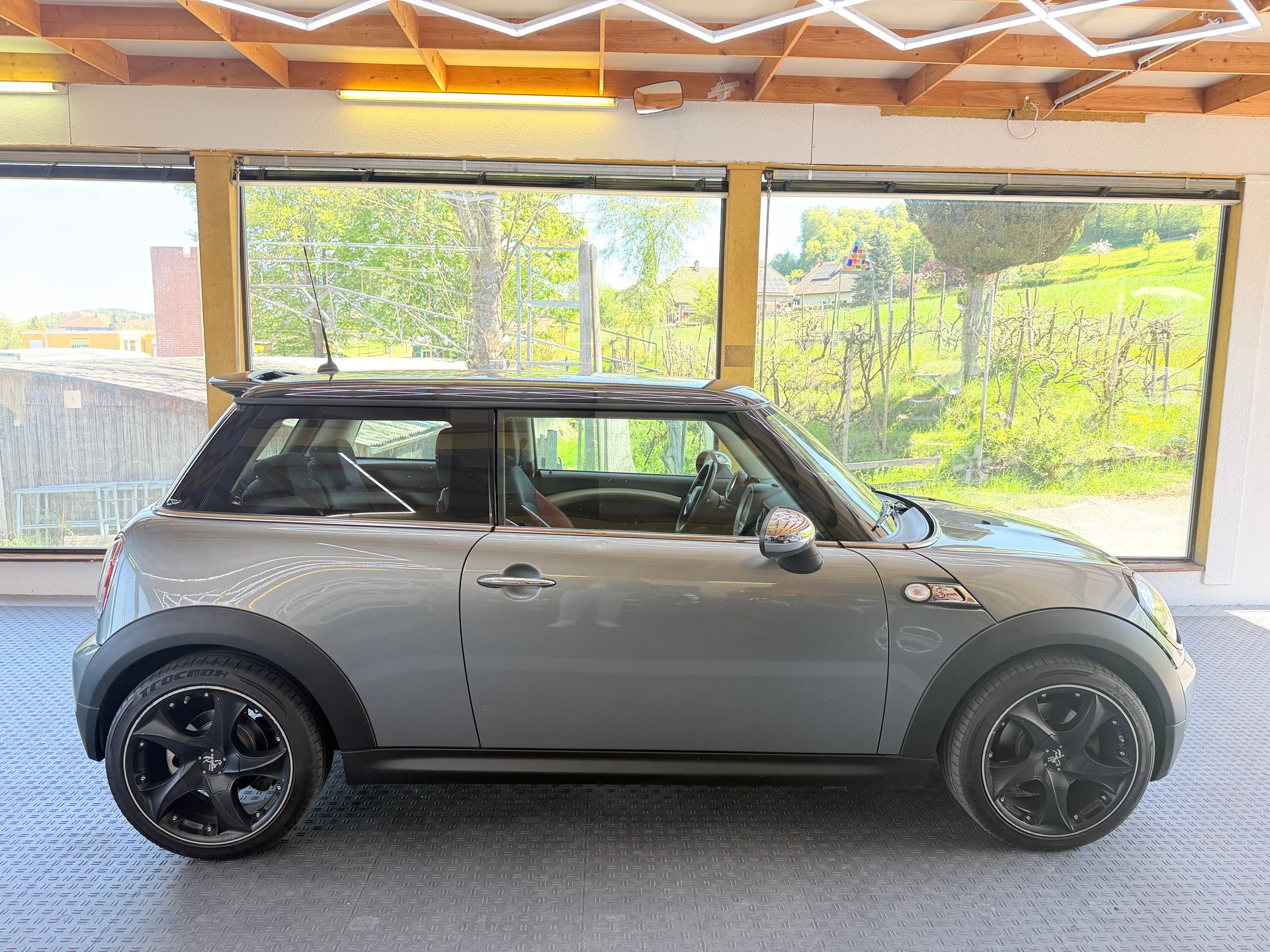 MINI Cooper S-image-3
