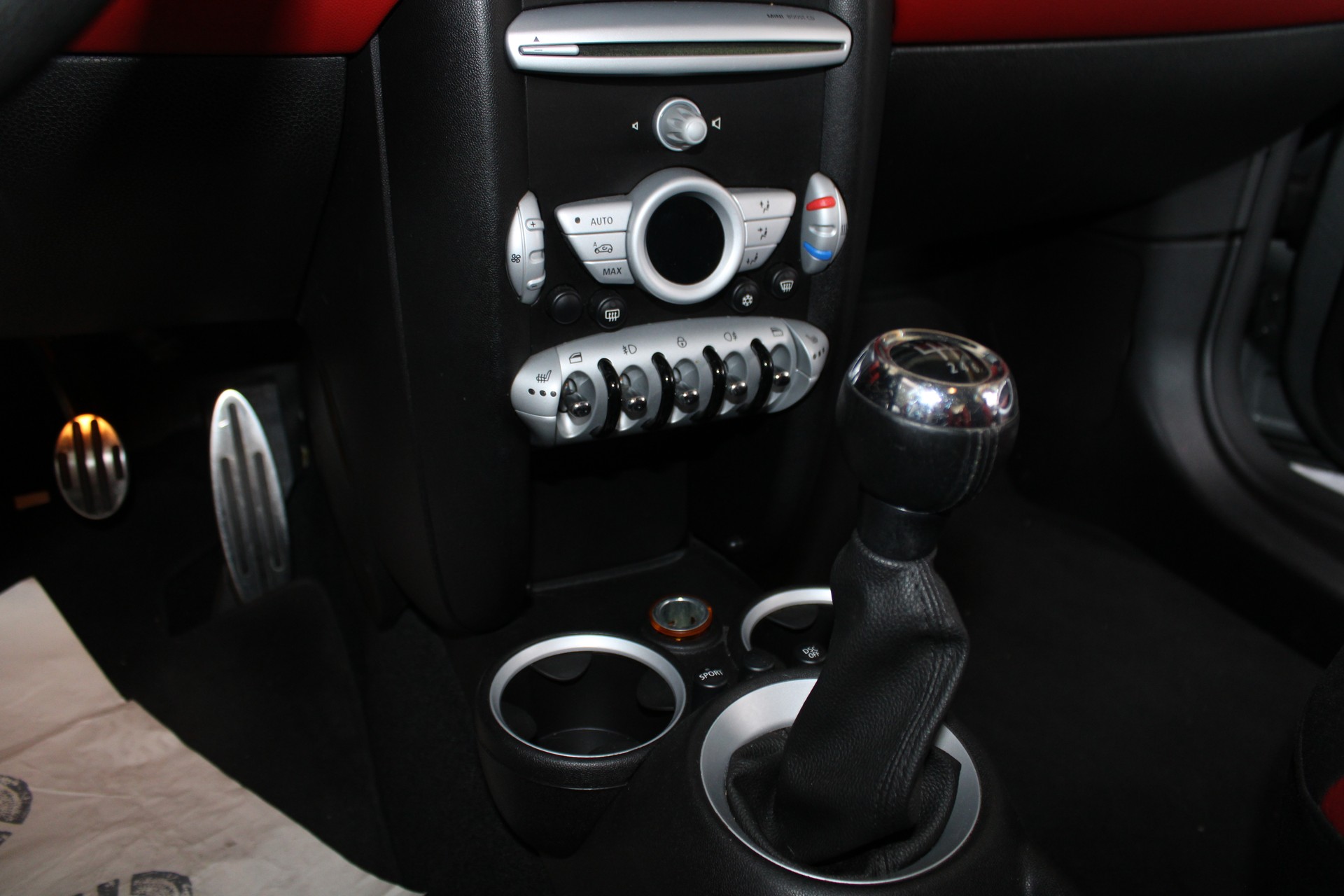 MINI Cooper S-image-8