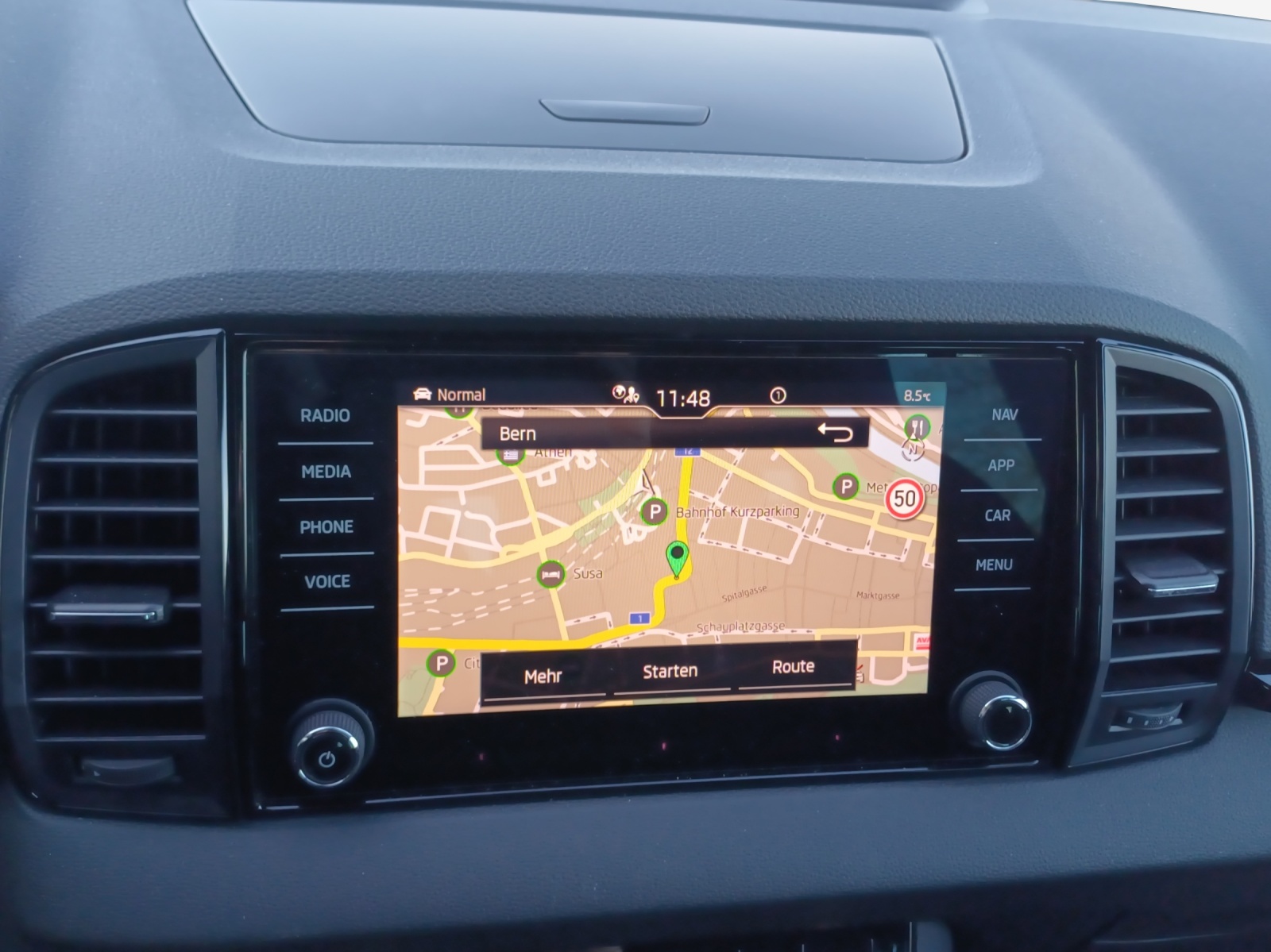 SKODA Karoq 2.0 TSI SportLine 4x4 DSG-image-14
