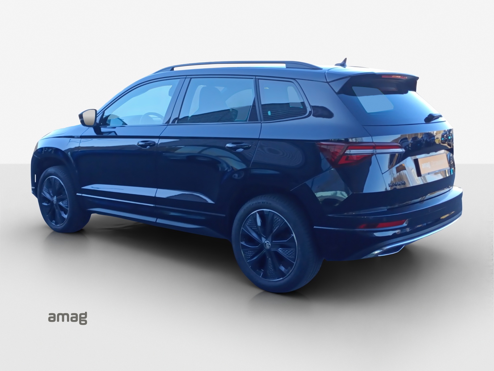 SKODA Karoq 2.0 TSI SportLine 4x4 DSG-image-2