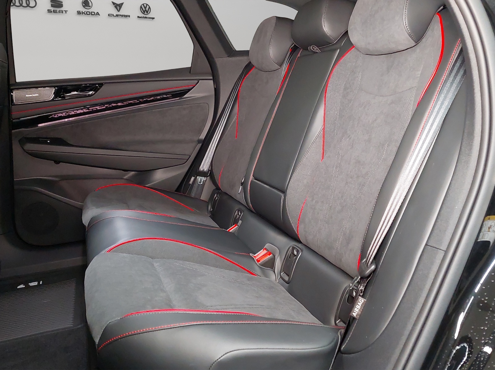 VW ID.7 Tourer GTX 86 kWh GTX United 4 Motion-image-8