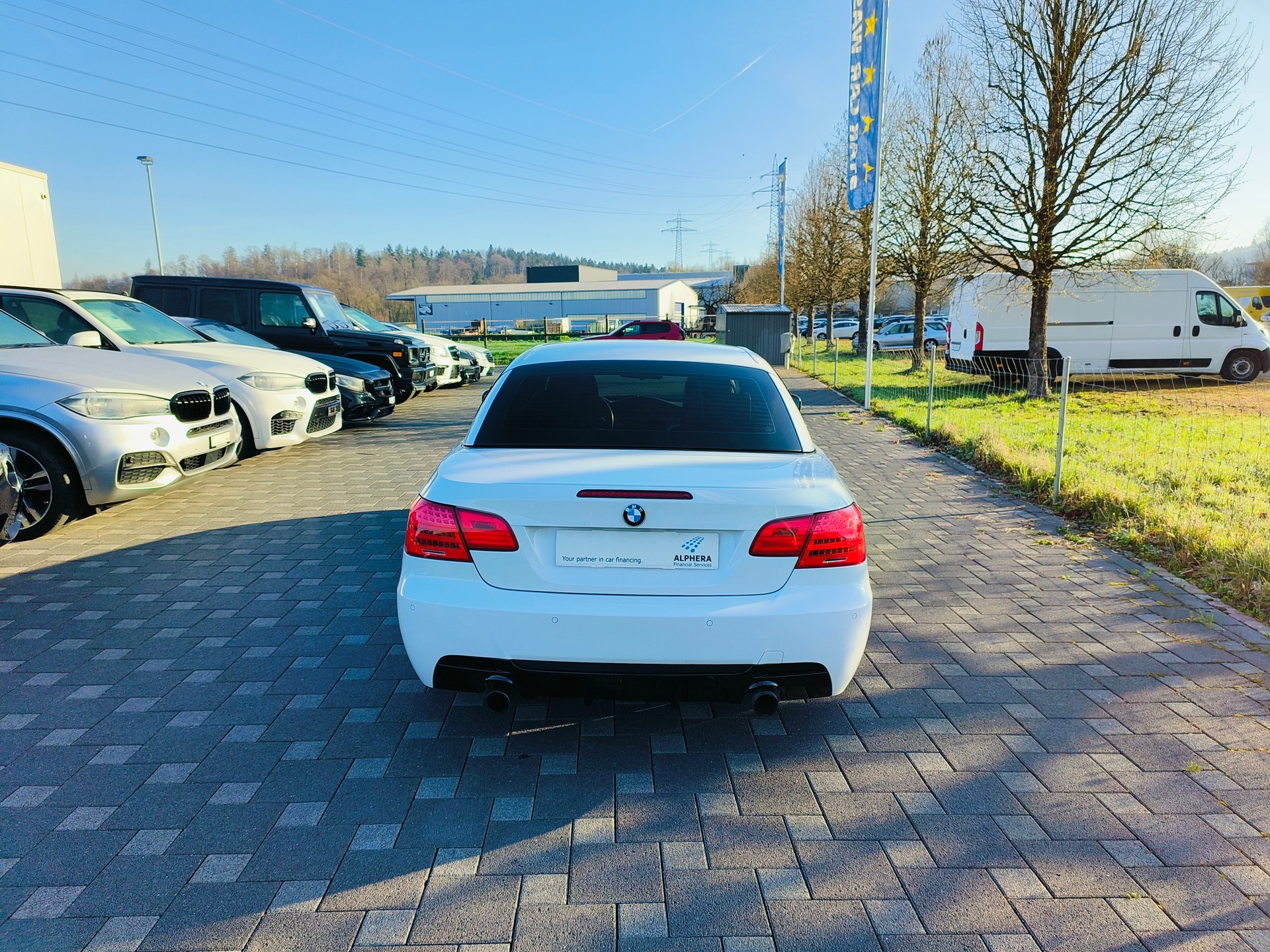 BMW 335i Cabriolet DSG-image-3