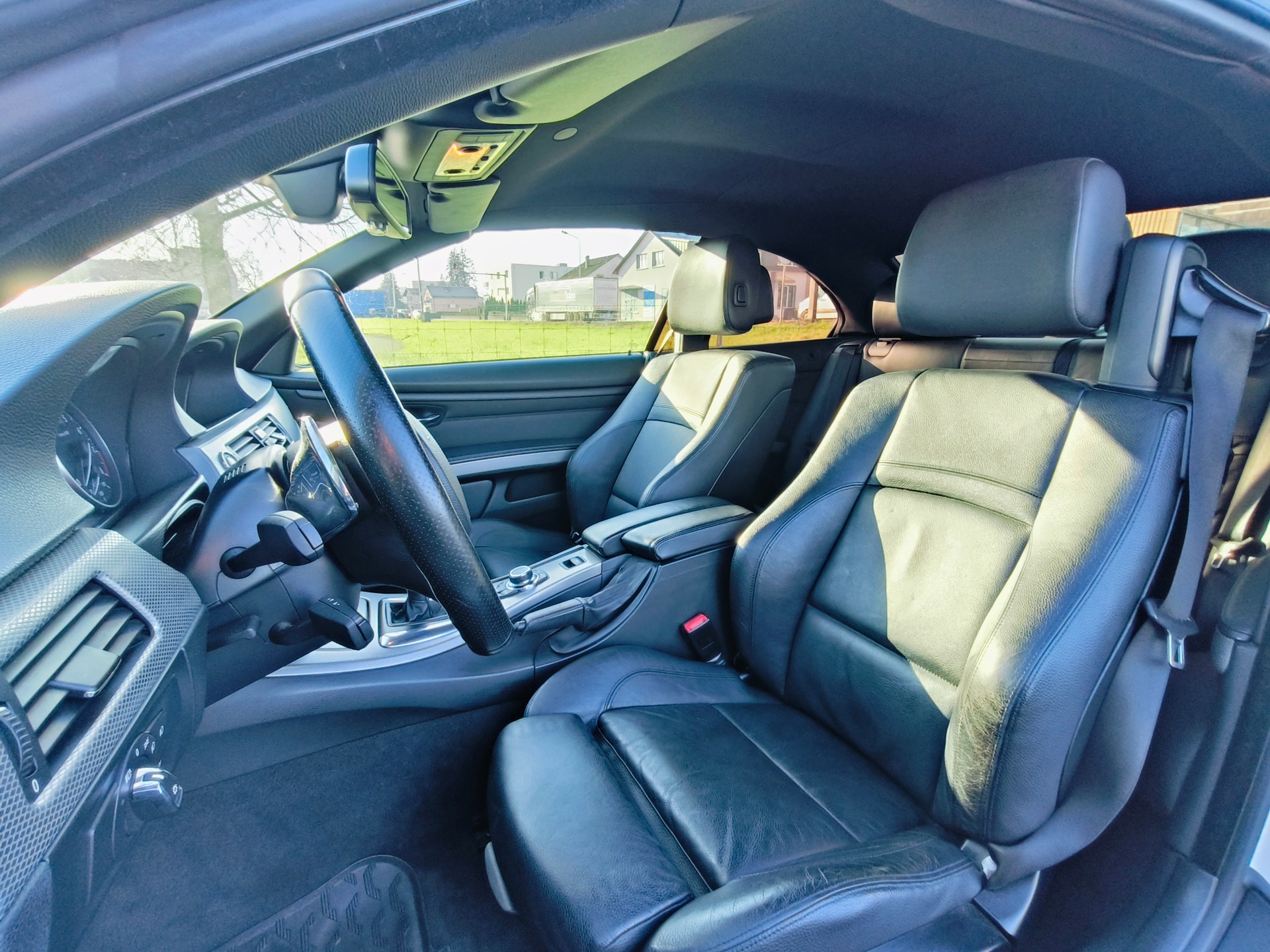 BMW 335i Cabriolet DSG-image-8