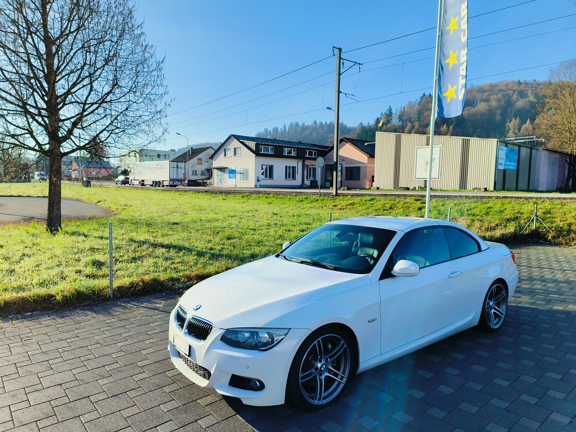 BMW 335i Cabriolet DSG-image-0