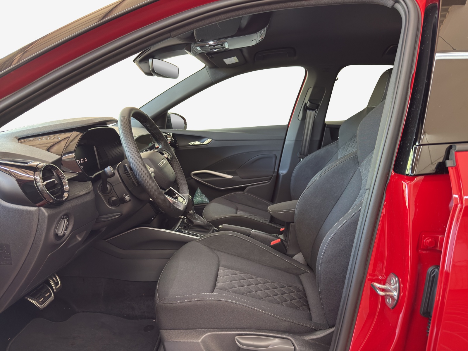 SKODA Fabia 1.5 TSI Monte Carlo DSG-image-7